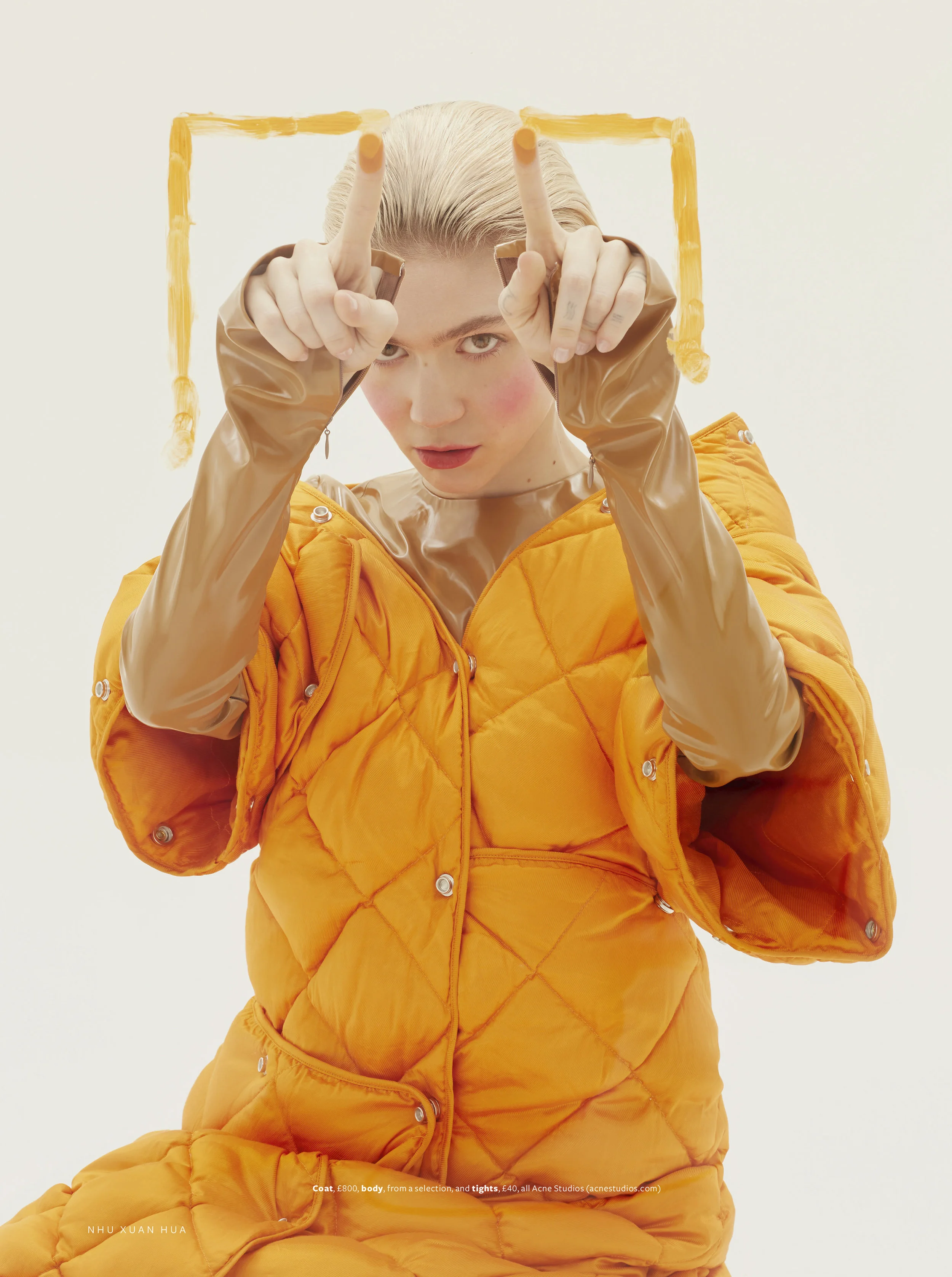 Grimes _InStyle Oct15 CoverStory Opener.jpg