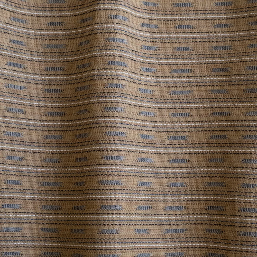 #100-3 GREYS ON TOBACCO
