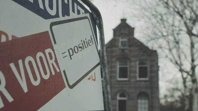 VOOR = positief Norbert Klein