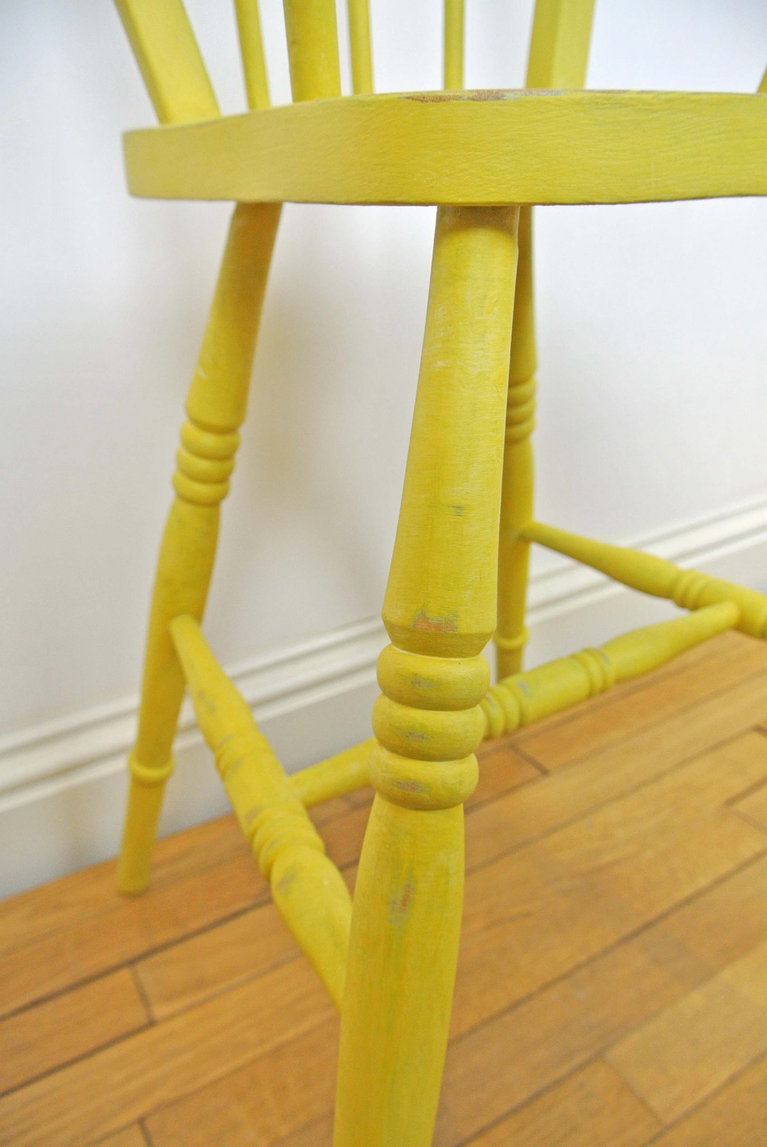Chair-High-Yellow01G.jpg