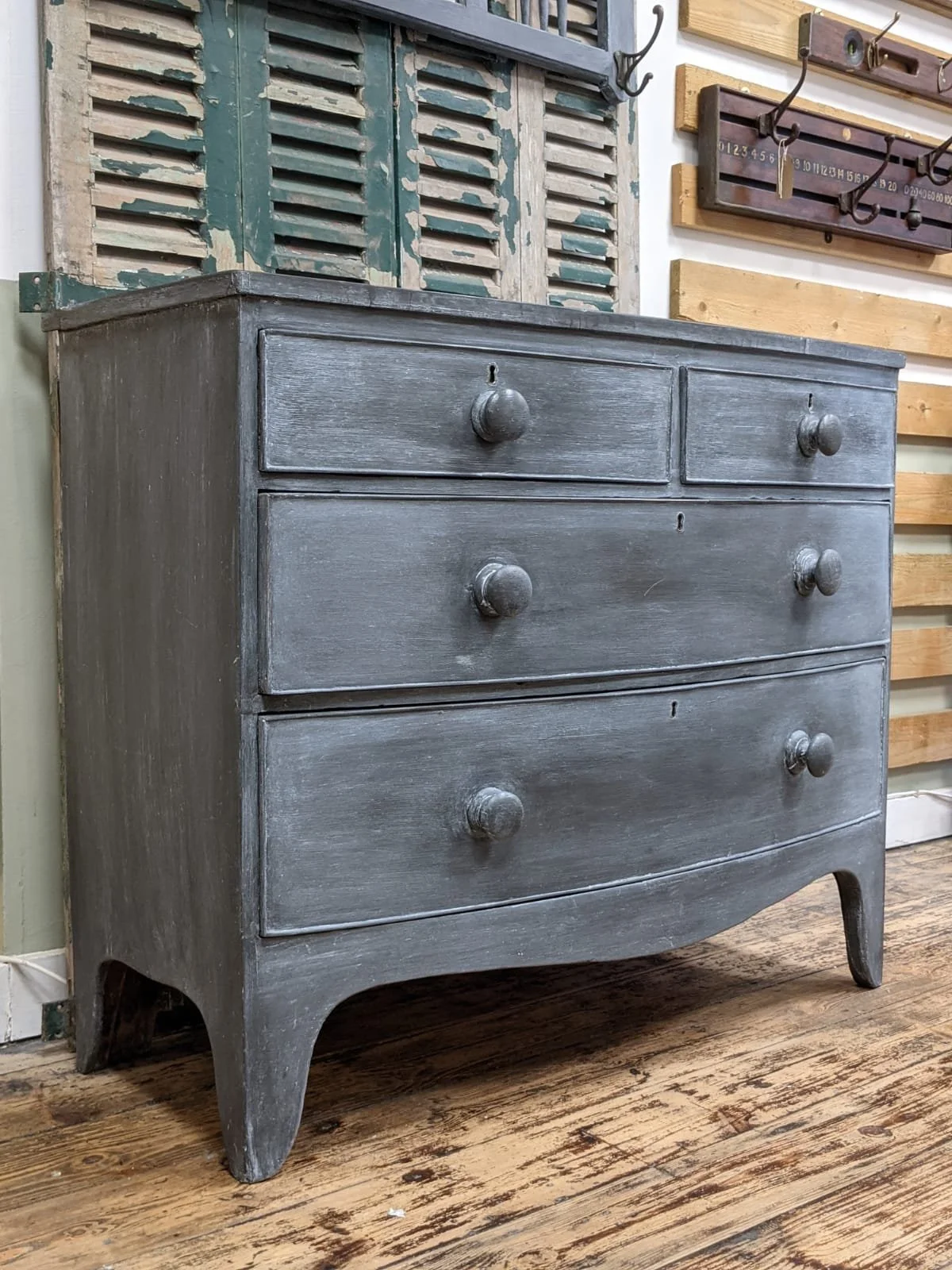 winterbearhome-graphite-chestofdrawers-01.JPG