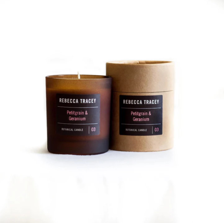 winterbearhome-rebeccatraceycandles-petitgrain.PNG