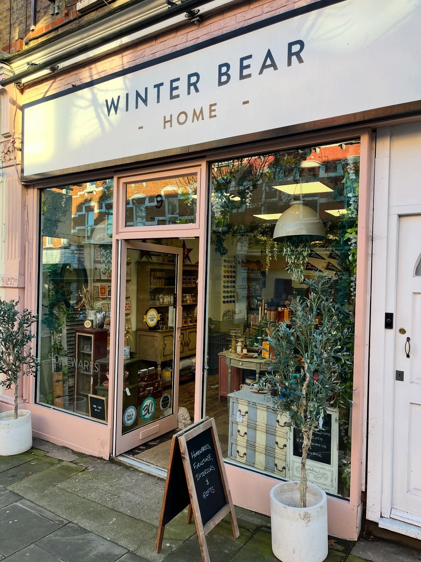 A rare moment of sunshine so of course we took the opportunity for a quick photo of our lovely pink shop front! 💖

If this incessant rain and grey skies has got you craving a dopamine hit, you might want to swing by this week. We are packed full of 