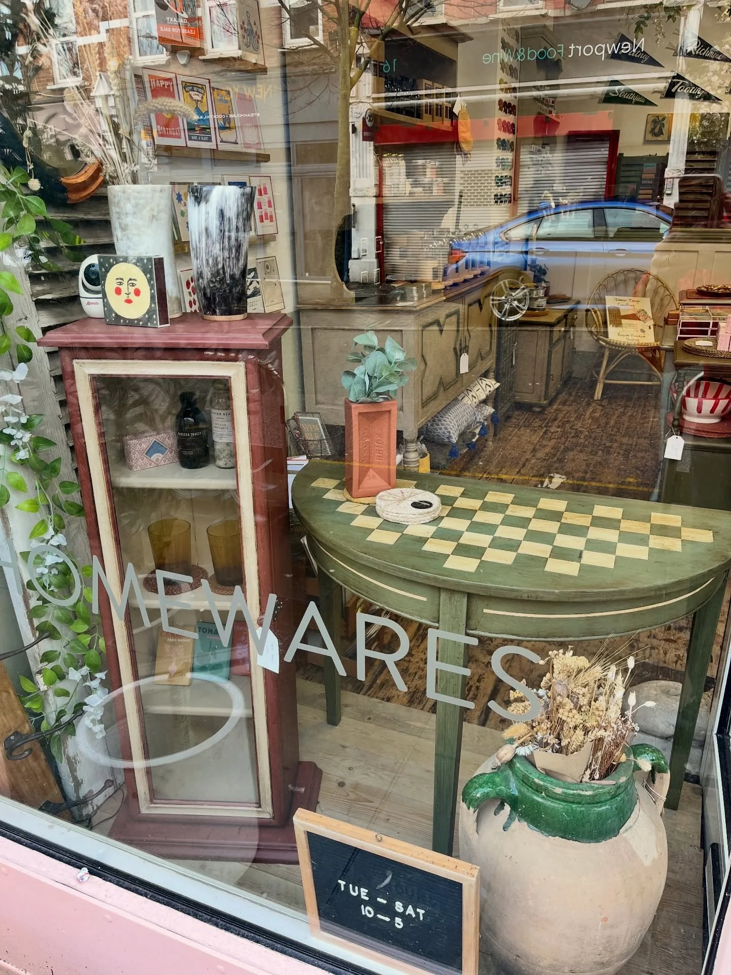 Hey gang, it is allllllmost Friday! Hope you&rsquo;ve had a great week.

We were hoping to share one or two new pieces for the shop this week, but Wills been super busy with client pieces and running the shop solo due to half term, so clearly it wasn