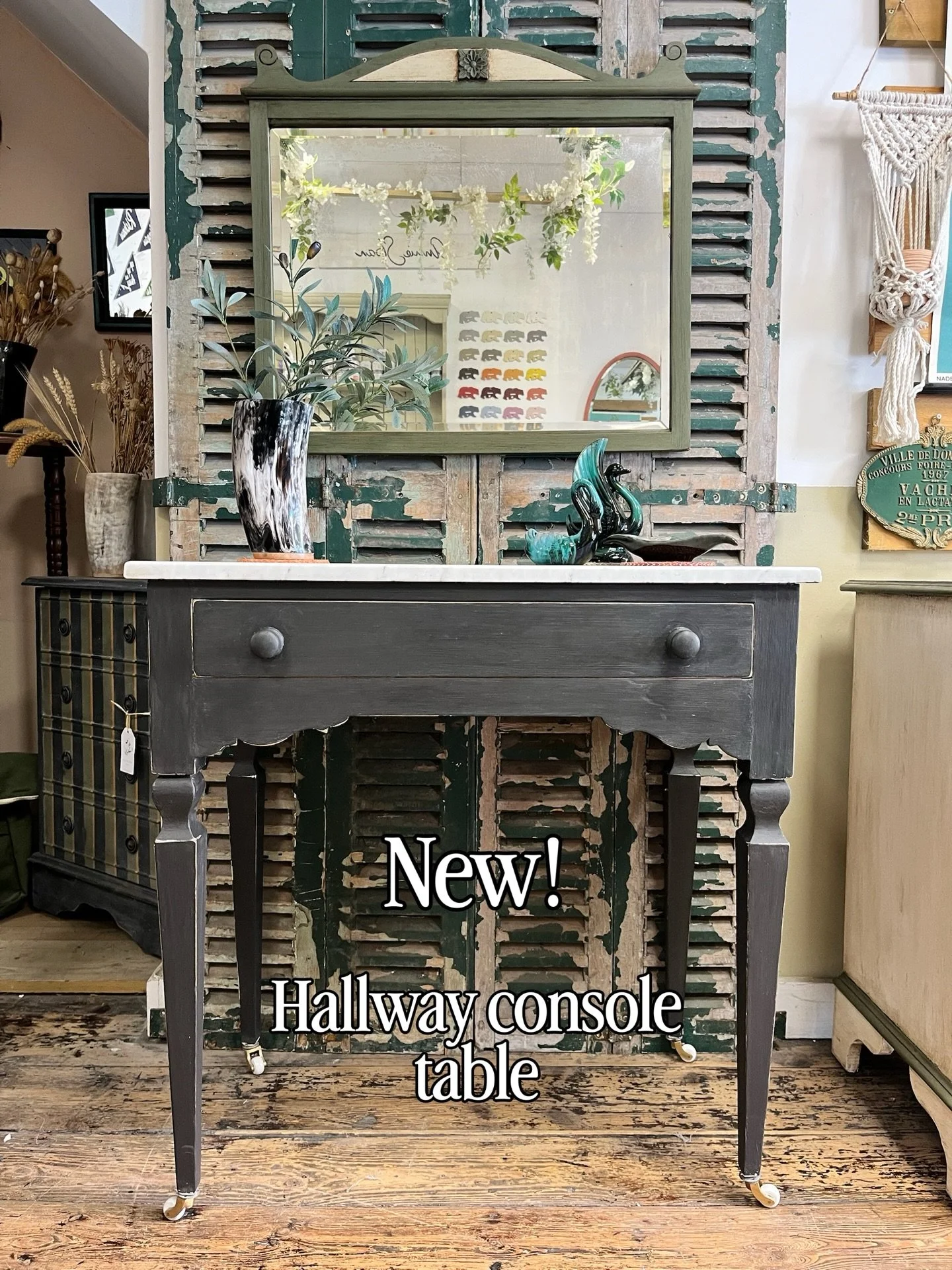 ✨ NEW ✨

Will has been busy with furniture painting commissions recently, but found some time this week to work on this beautiful marble top console table.

Perfect for a hallway, or for use as a small dressing table, we&rsquo;ve kept it simple and h