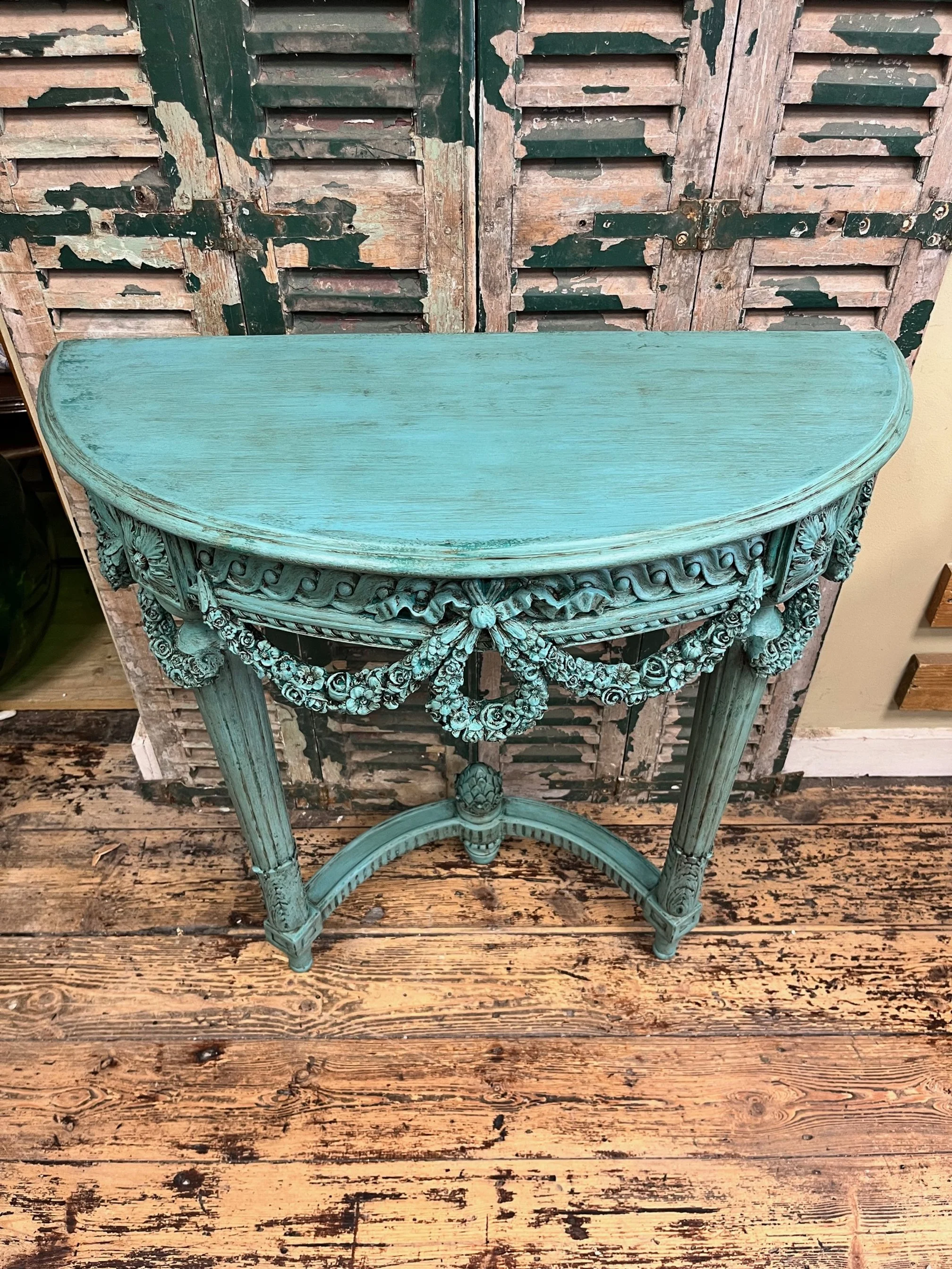 winterbearhome-vibrant-blue-ornate-demi-lune-01.jpg