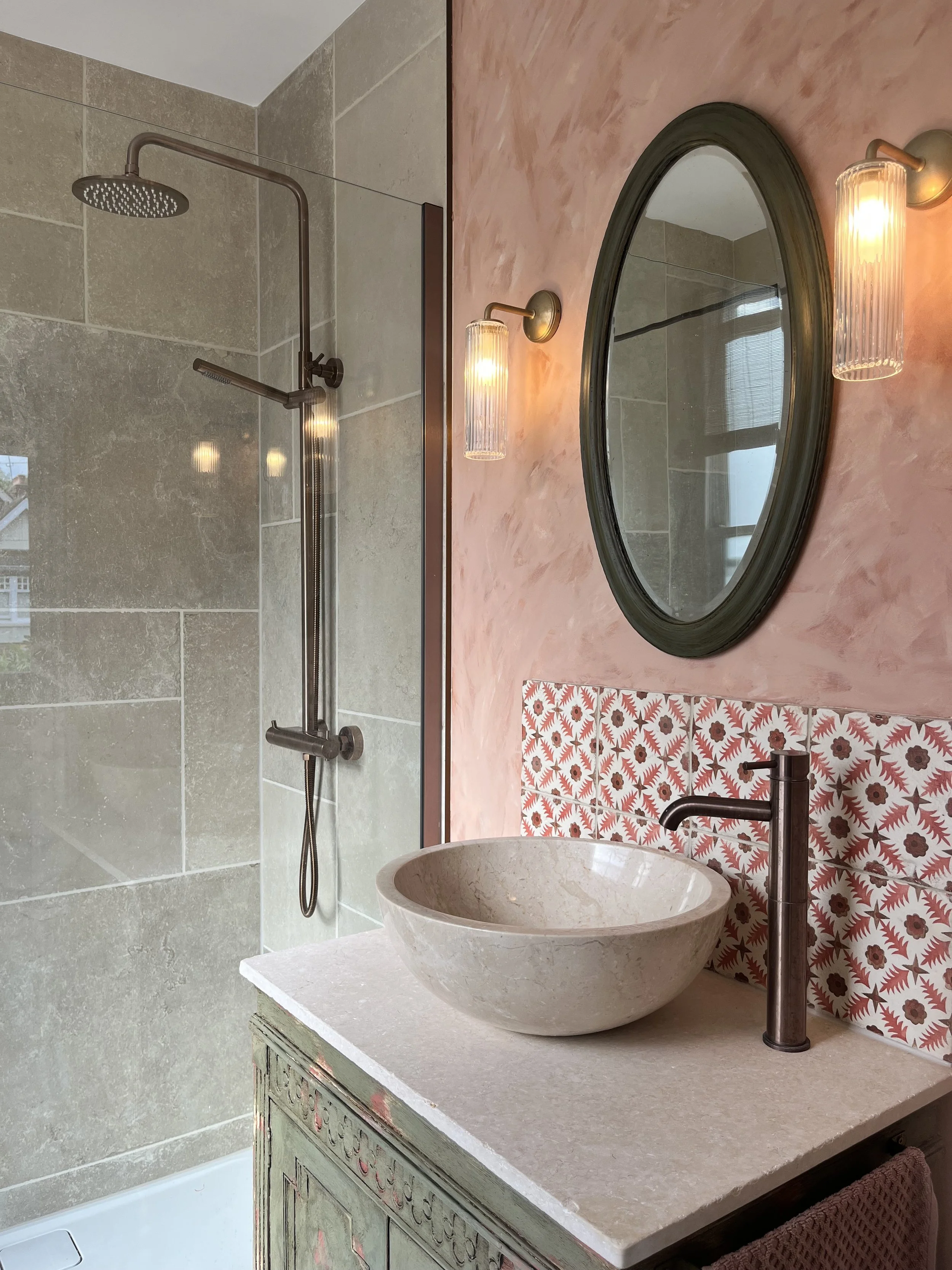 Interior Design Project, en-suite with plaster effect wall