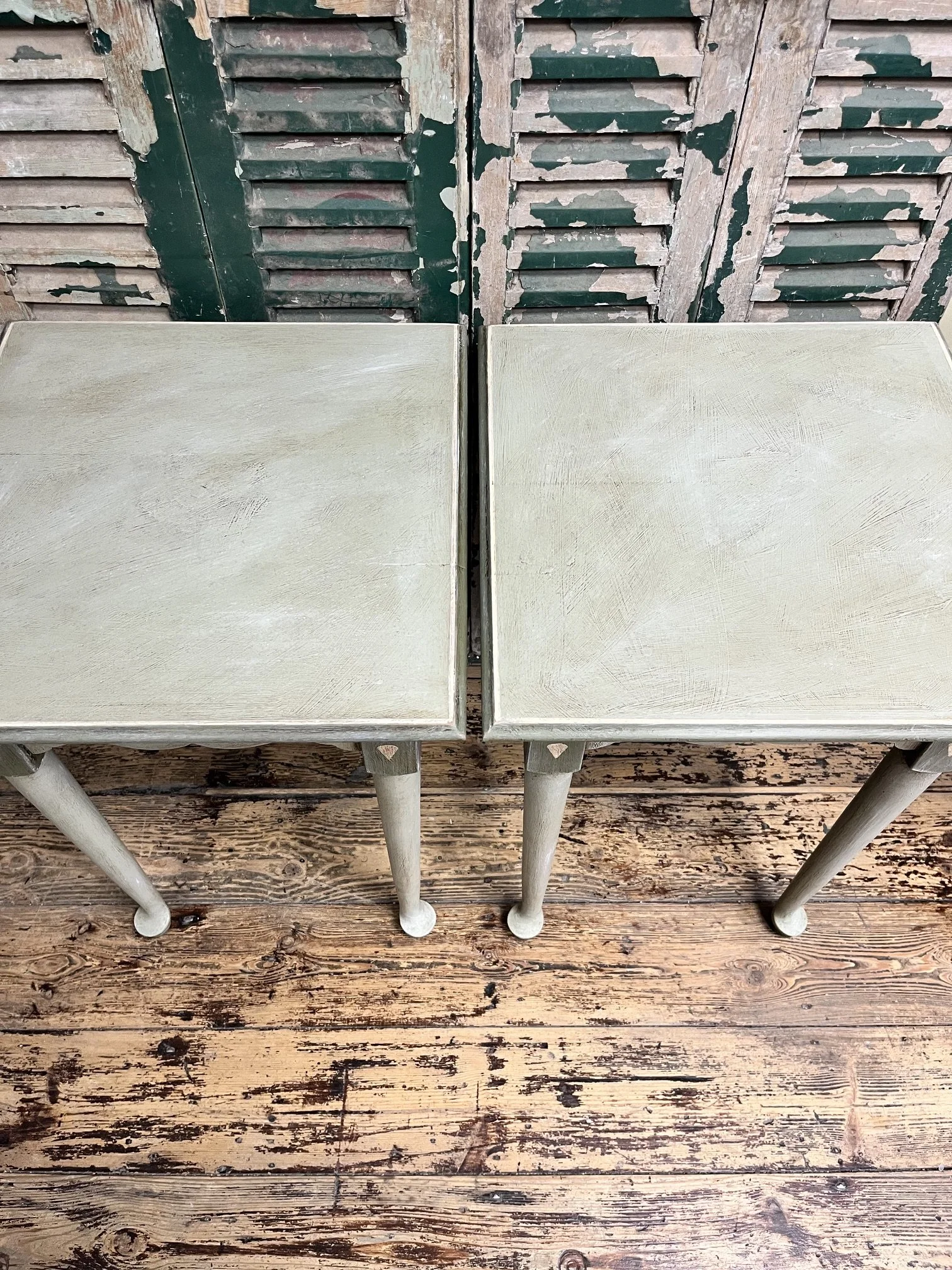 winterbearhome-pair-of-rustic-green-side-tables.jpeg
