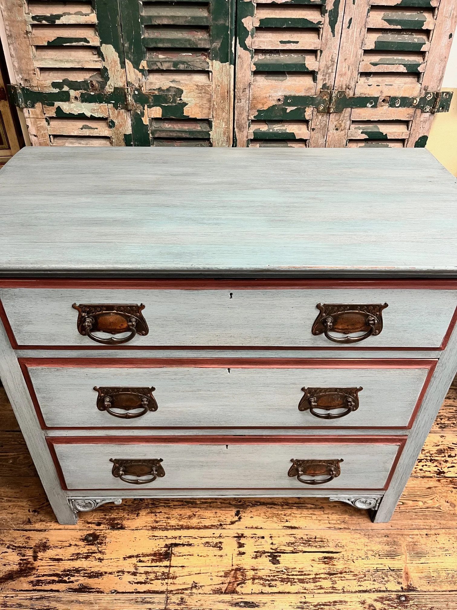 winterbearhome- blue-chest-of-drawers-with-red-detail-06.jpeg