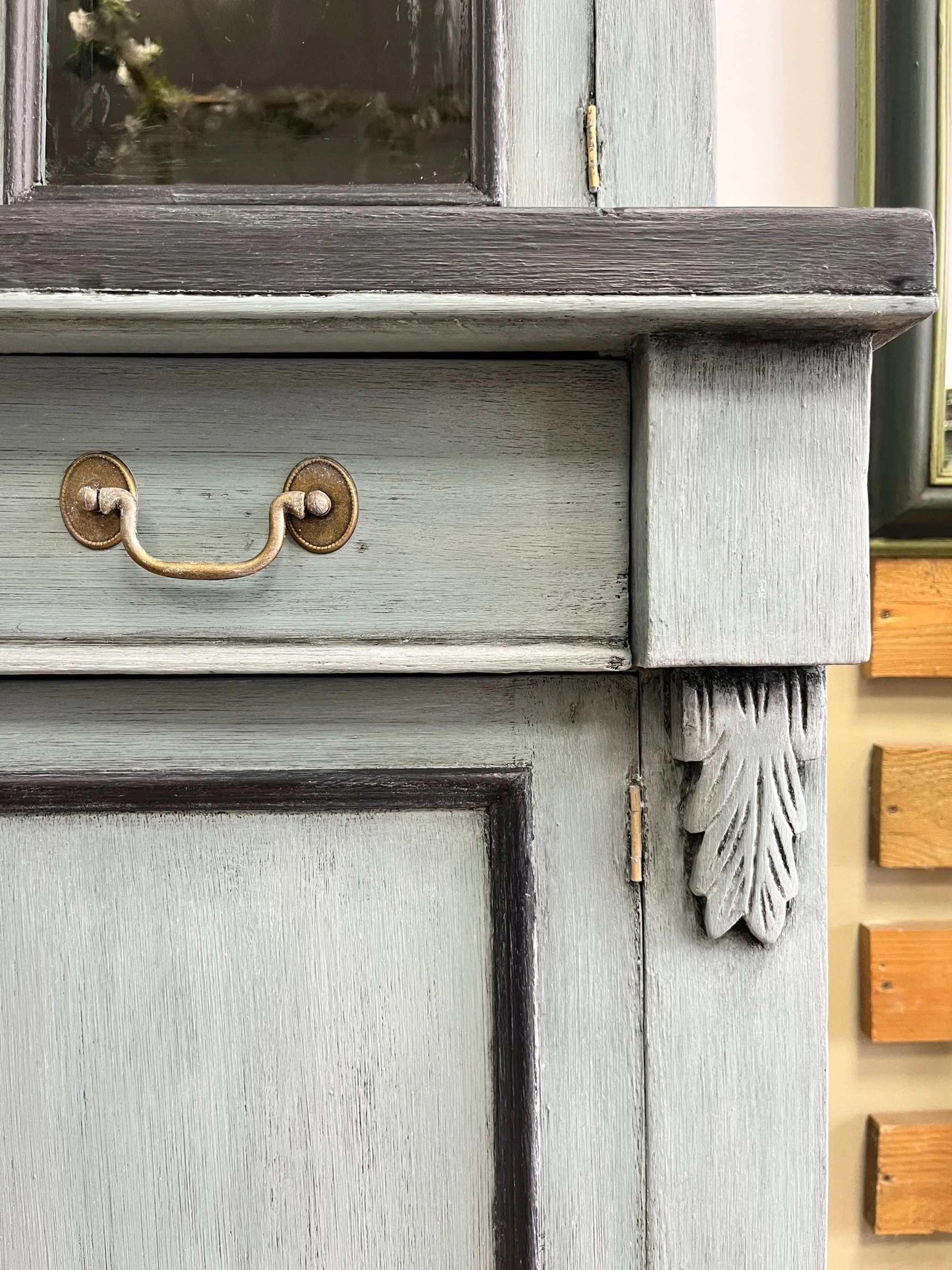 winterbearhome-blue-dresser-04.jpg