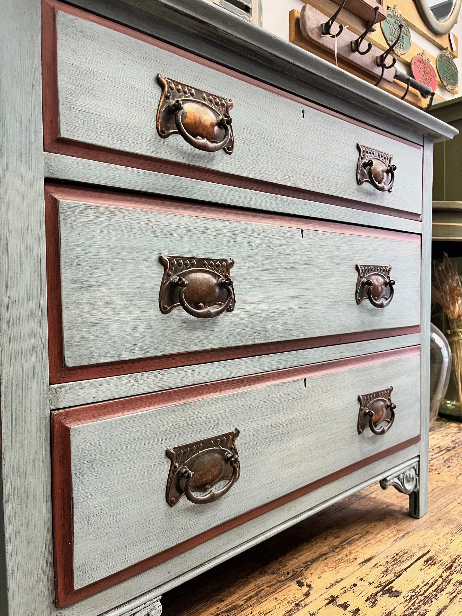 winterbearhome- blue-chest-of-drawers-with-red-detail-02.jpeg