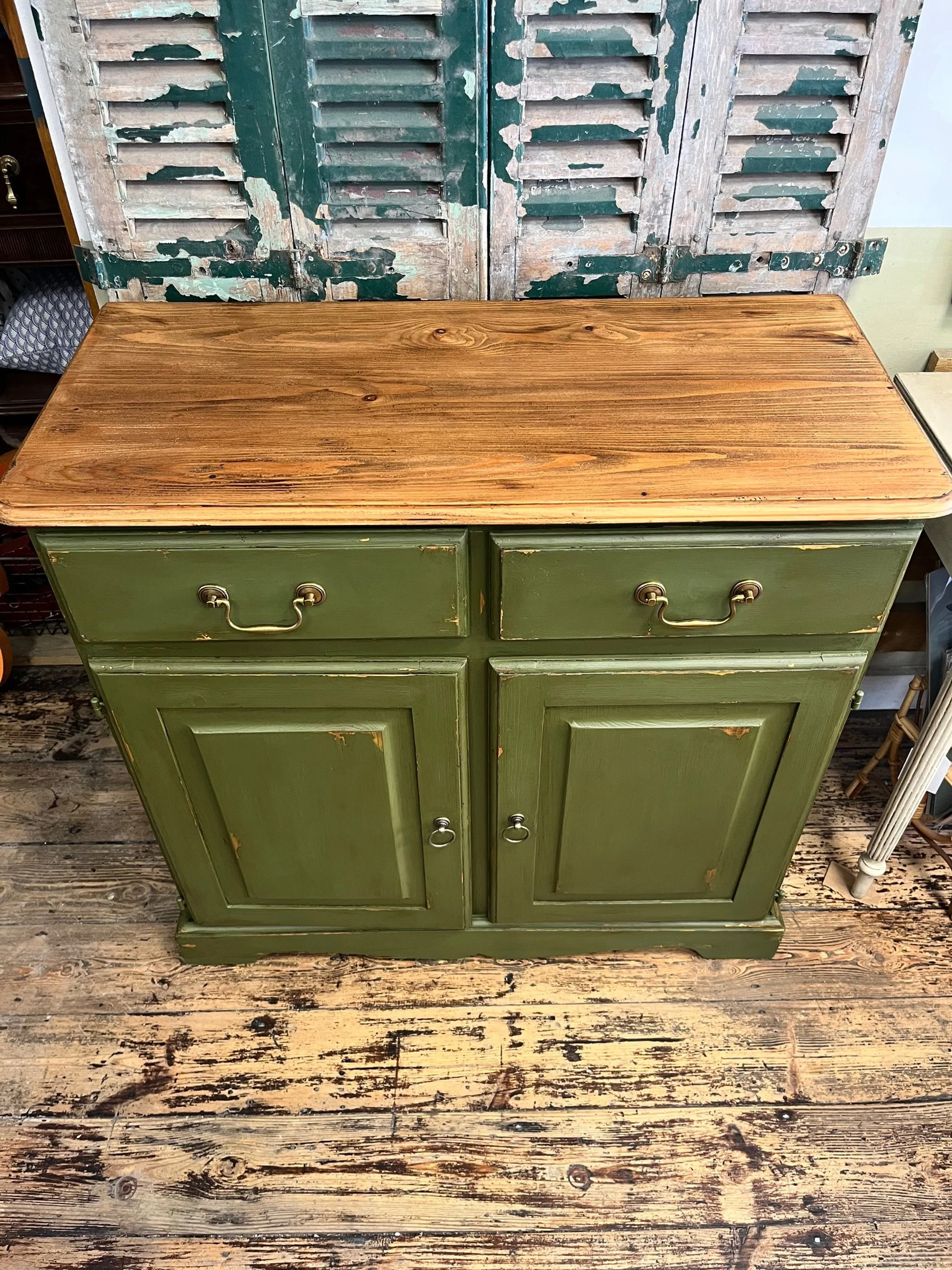 winterbearhome-rustic-farmhouse-style-sideboard-03.jpg
