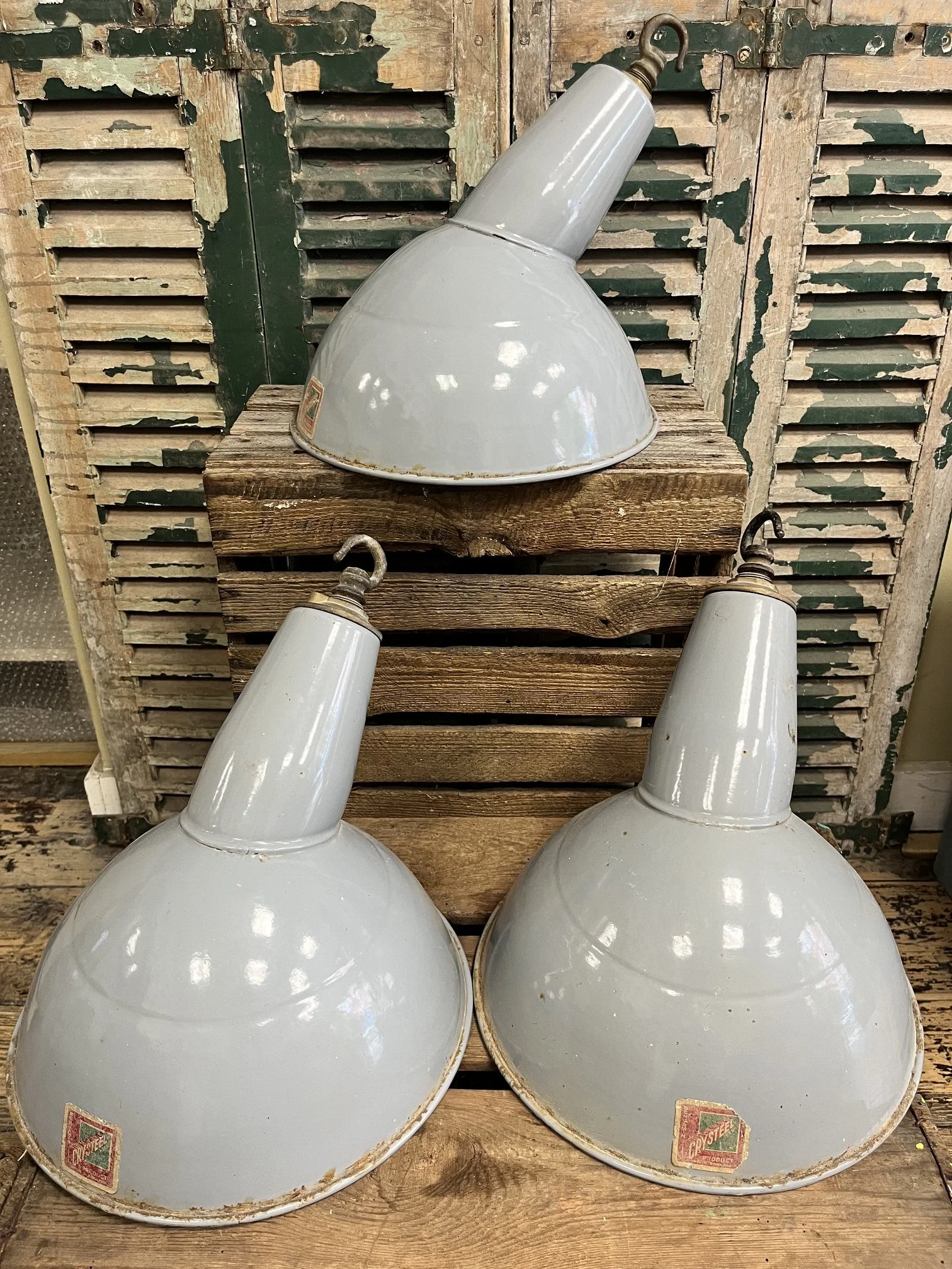 winterbearhome-enamel-pendant-light-shade-05.jpeg