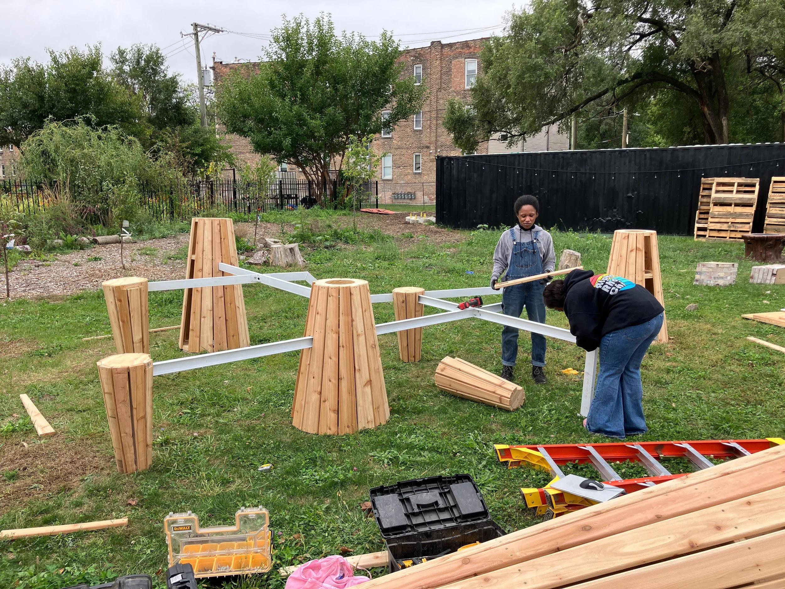 Jira Sukkah_03.jpg