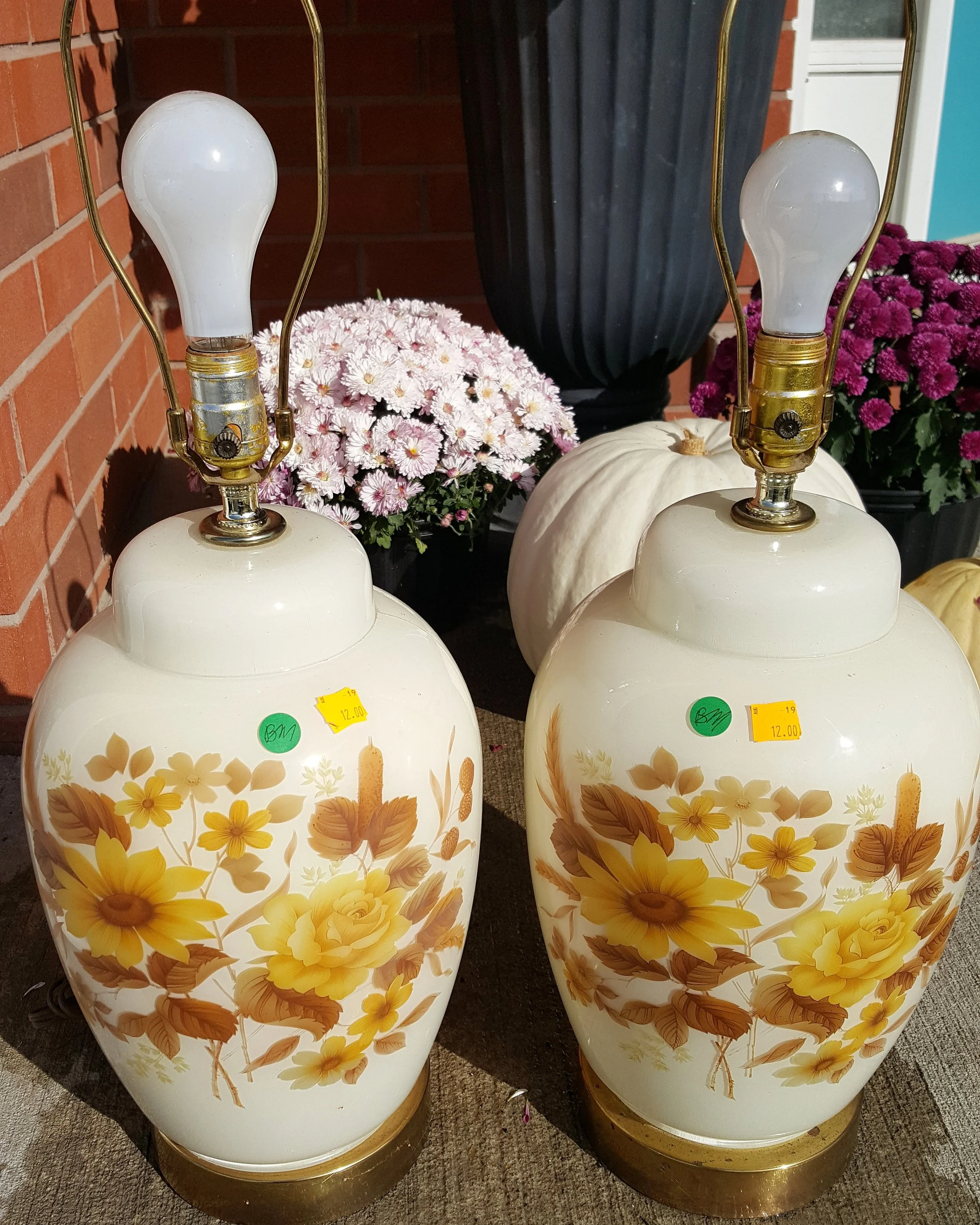 Habitat for Humanity Restore lamps
