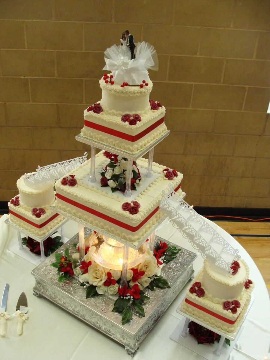 2012 Sept Red & Ivory elegance-1200.JPG