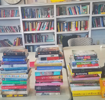 Donations to Covenant House library from BookTini - Oakland/East Bay