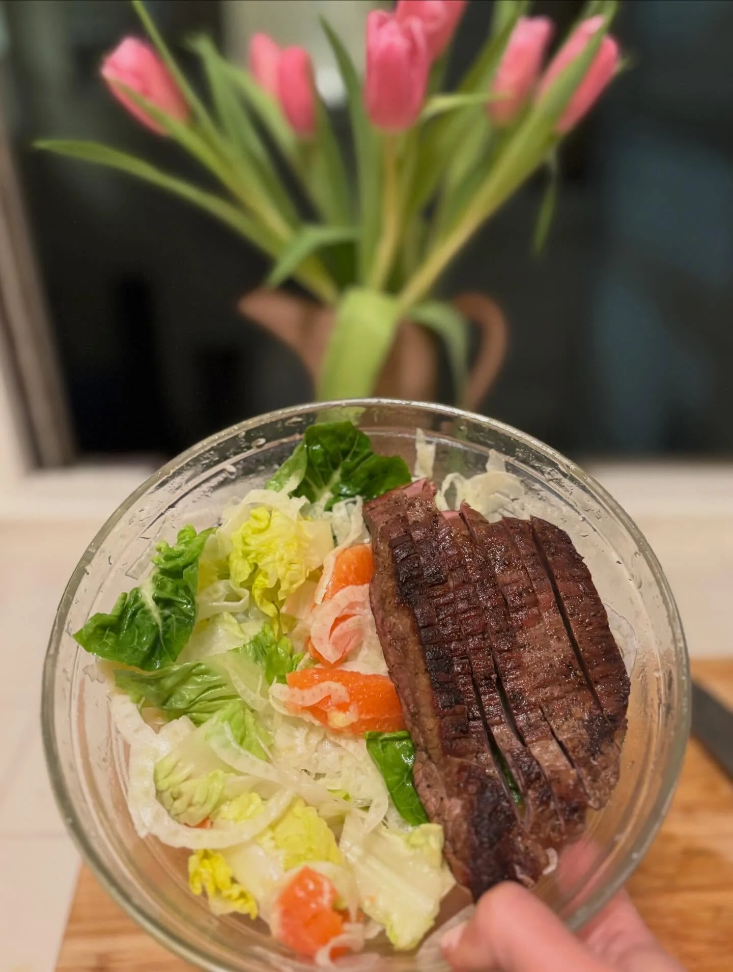 🌱 Shaved Fennel
🥬 Baby Gem Lettuce
🍊 Cara Cara Oranges 
🧀 Parmesan 
🫒 🍋&zwj;🟩 🧂 EVOO + Lime + Salt 

+ Flank Steak 🥩