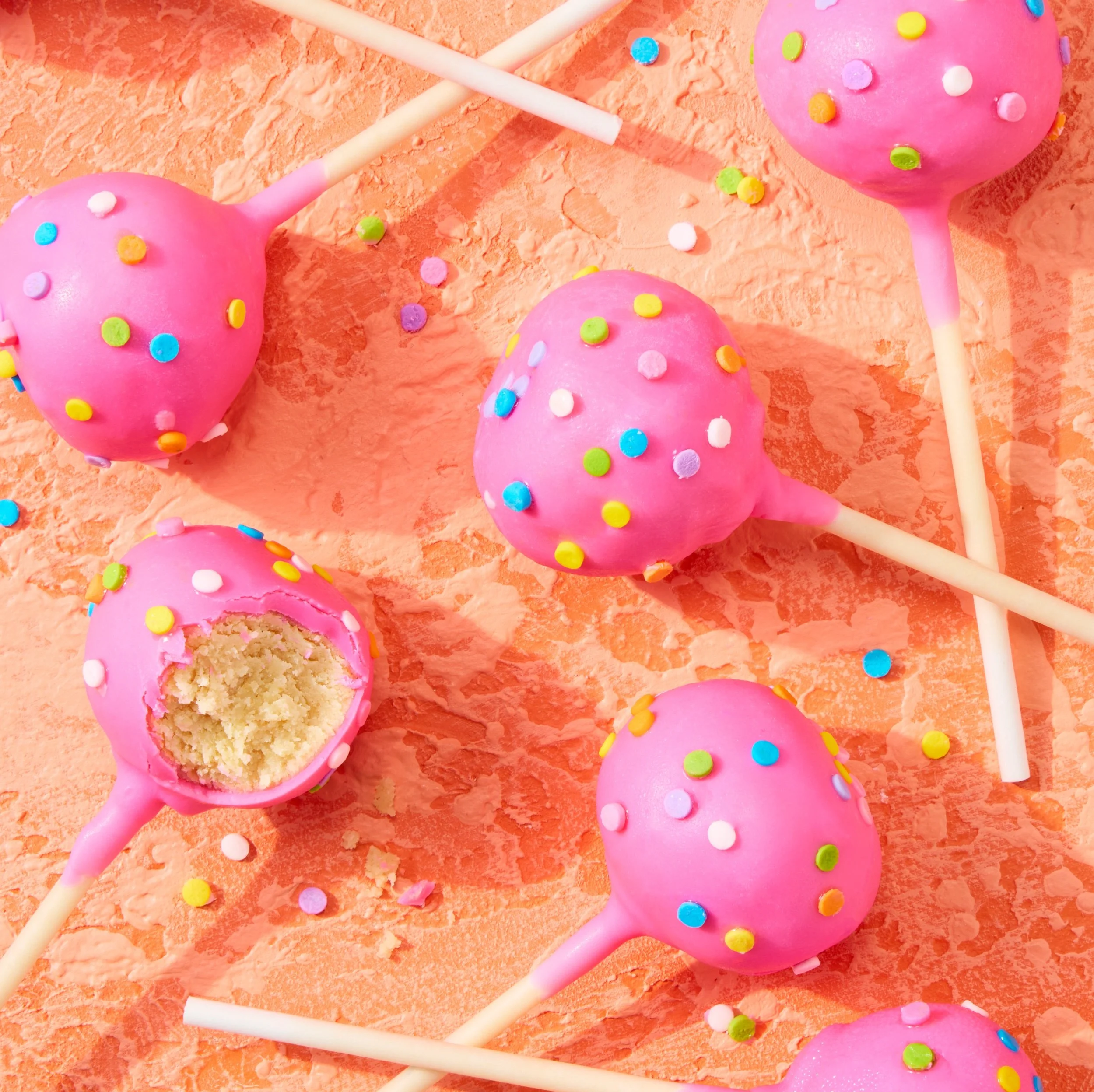 C-002426-01-030_Grocery_2024_7Wk1_FDHeroCakePops_CP_1440x1440.jpeg