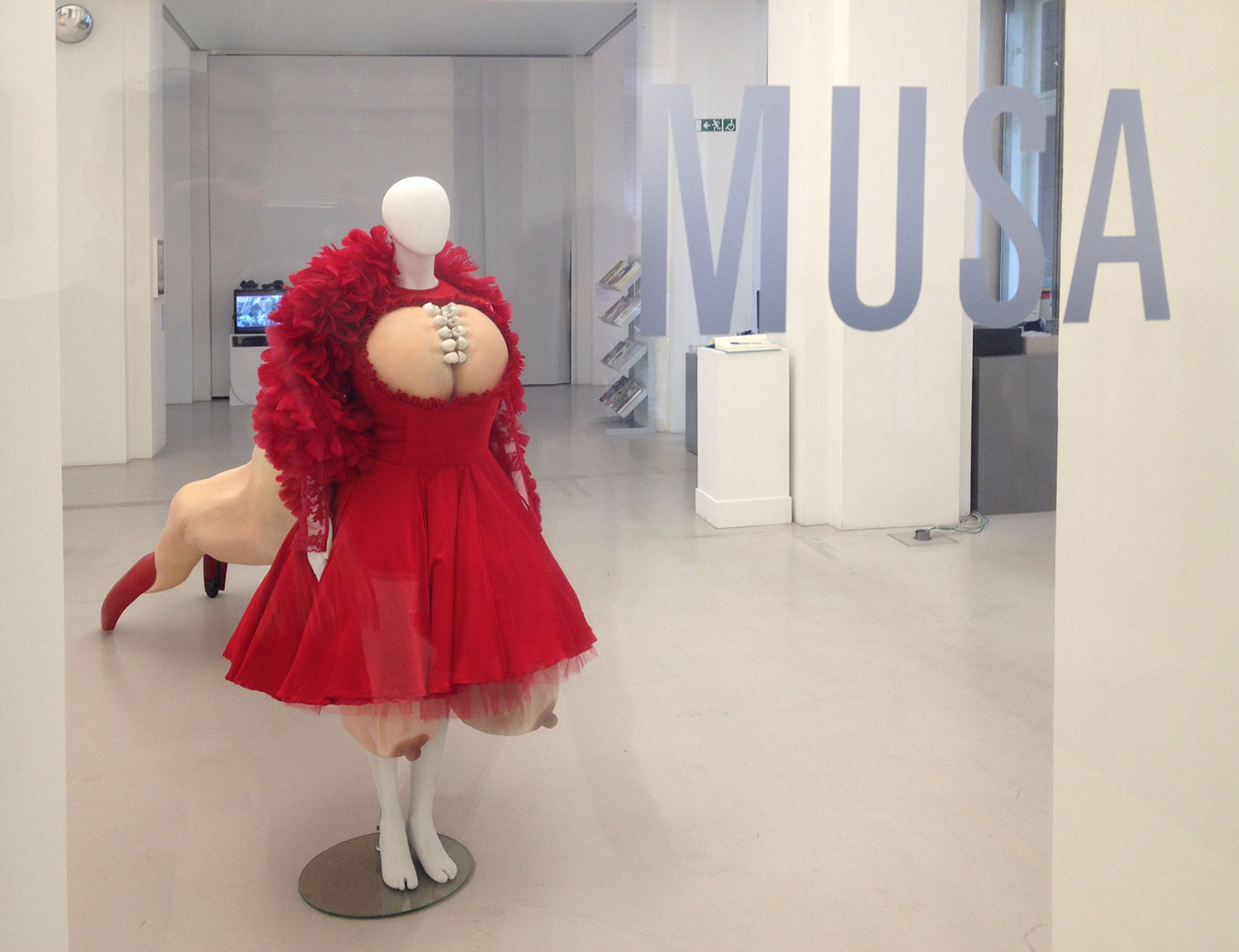 THE MUSETTA SCULPTURE EXHIBITED AT MUSA IN VIENNA