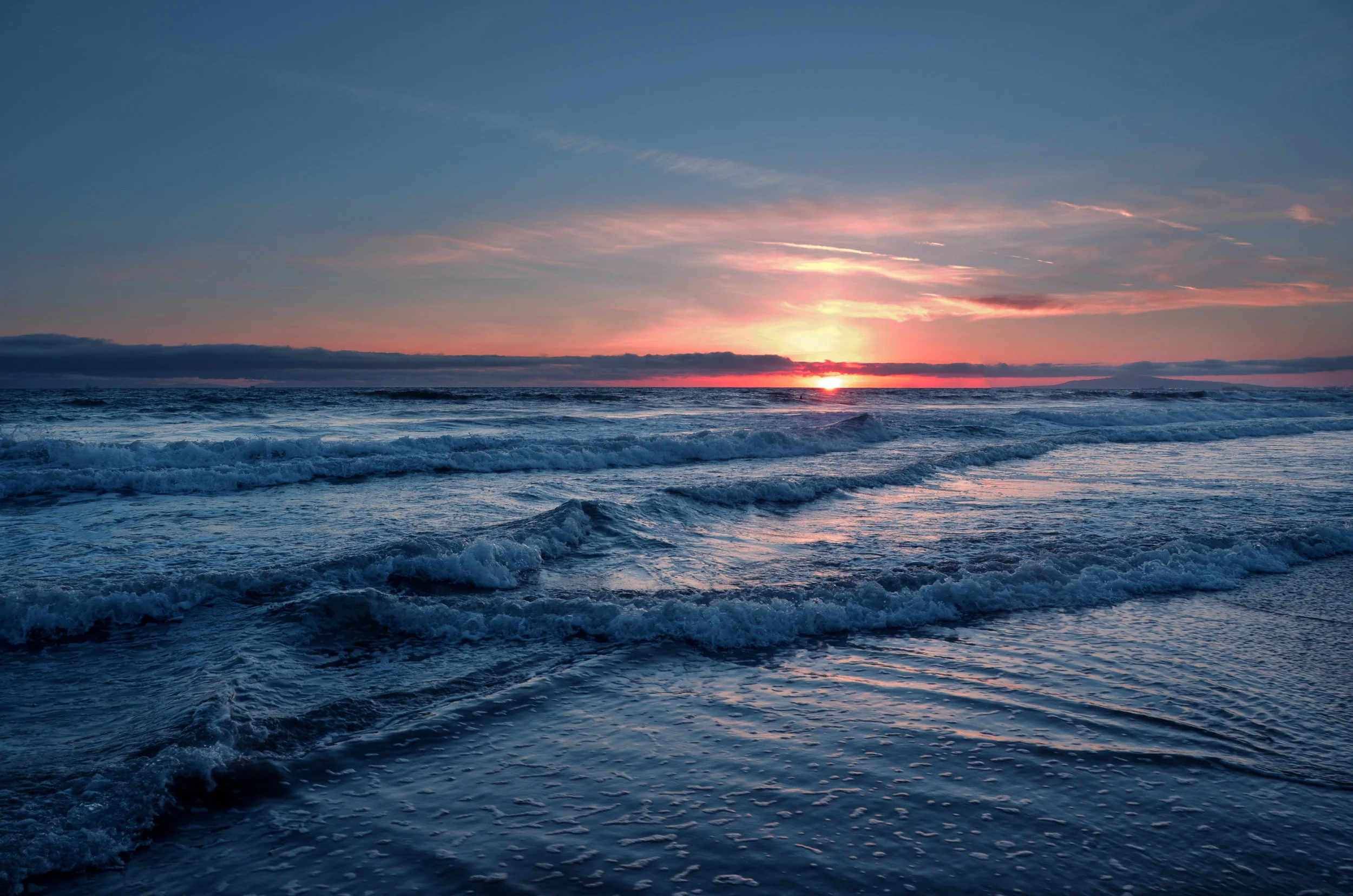27 Sunset over Huntington Beach - Jacqueline Pronk.jpg