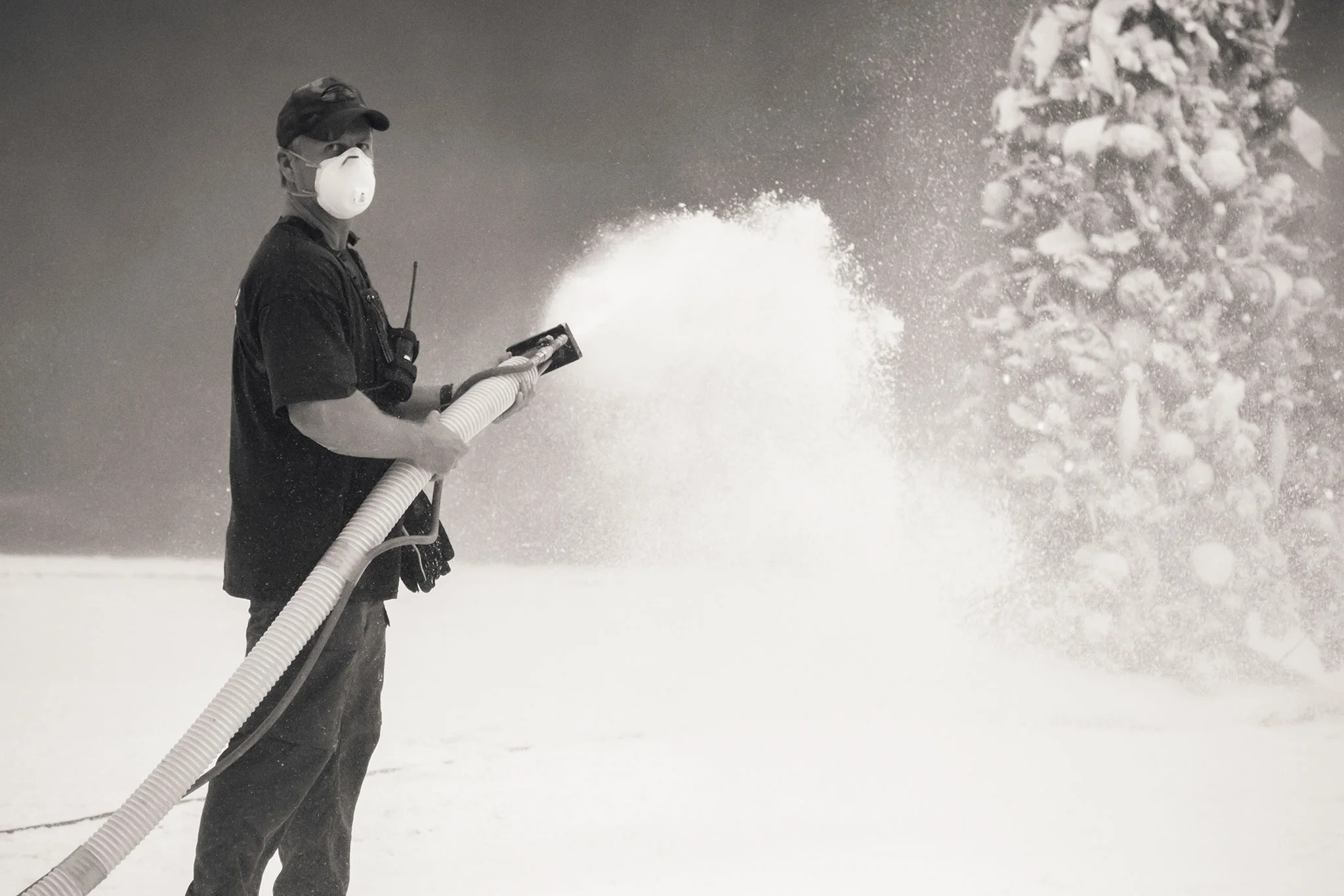 “HOLIDAYS” - NISSAN Nissan / Zimmerman / Motion Theory Dir: Brent Jones DP: Amir Mokri