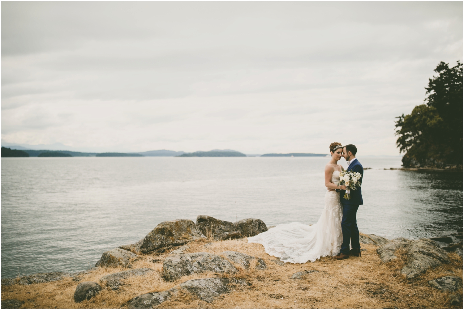 Michelle + Brad // Bodega Ridge, Galiano Wedding Photographer — Rachel ...