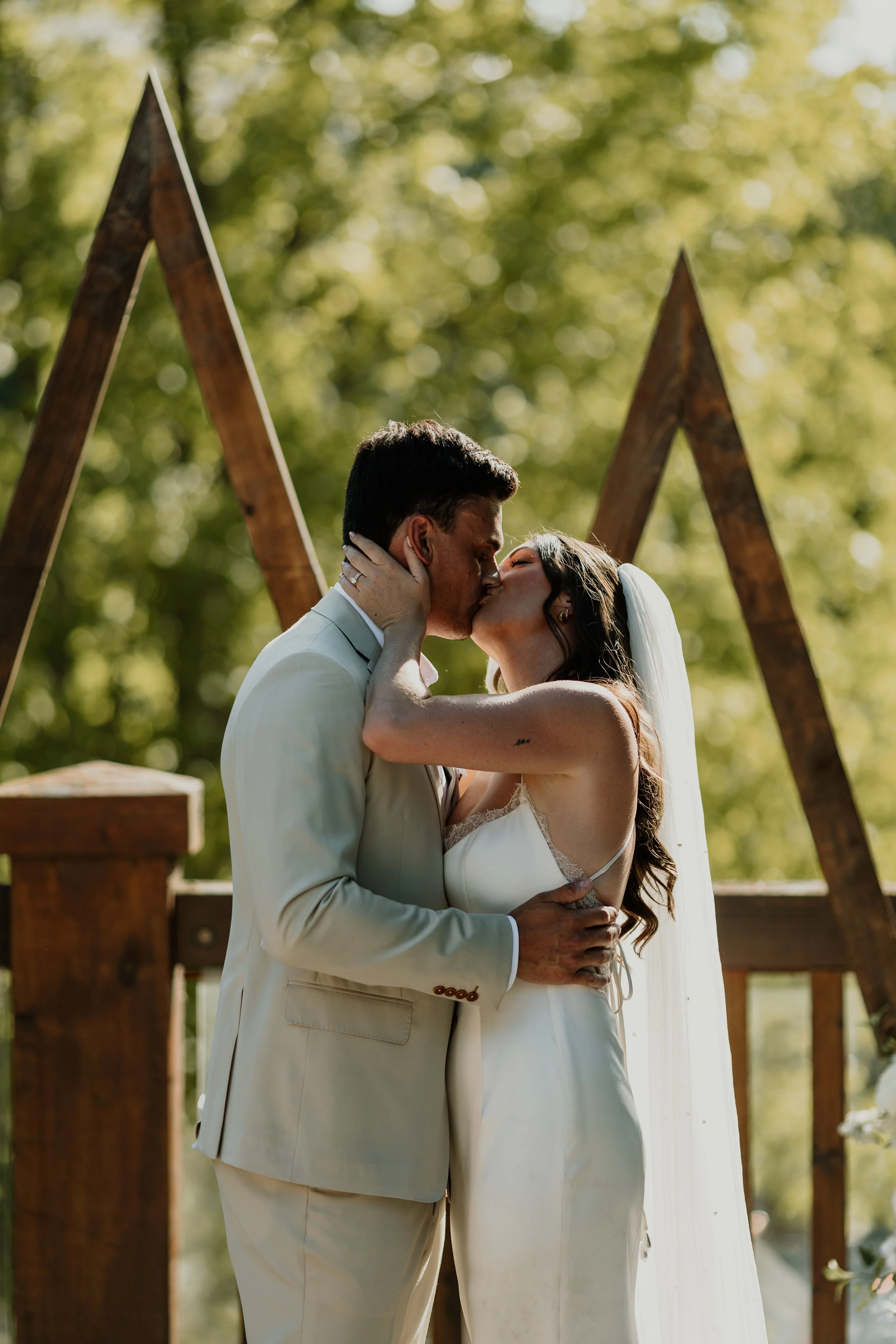 Max + Hannah - Ceremony-425.jpg