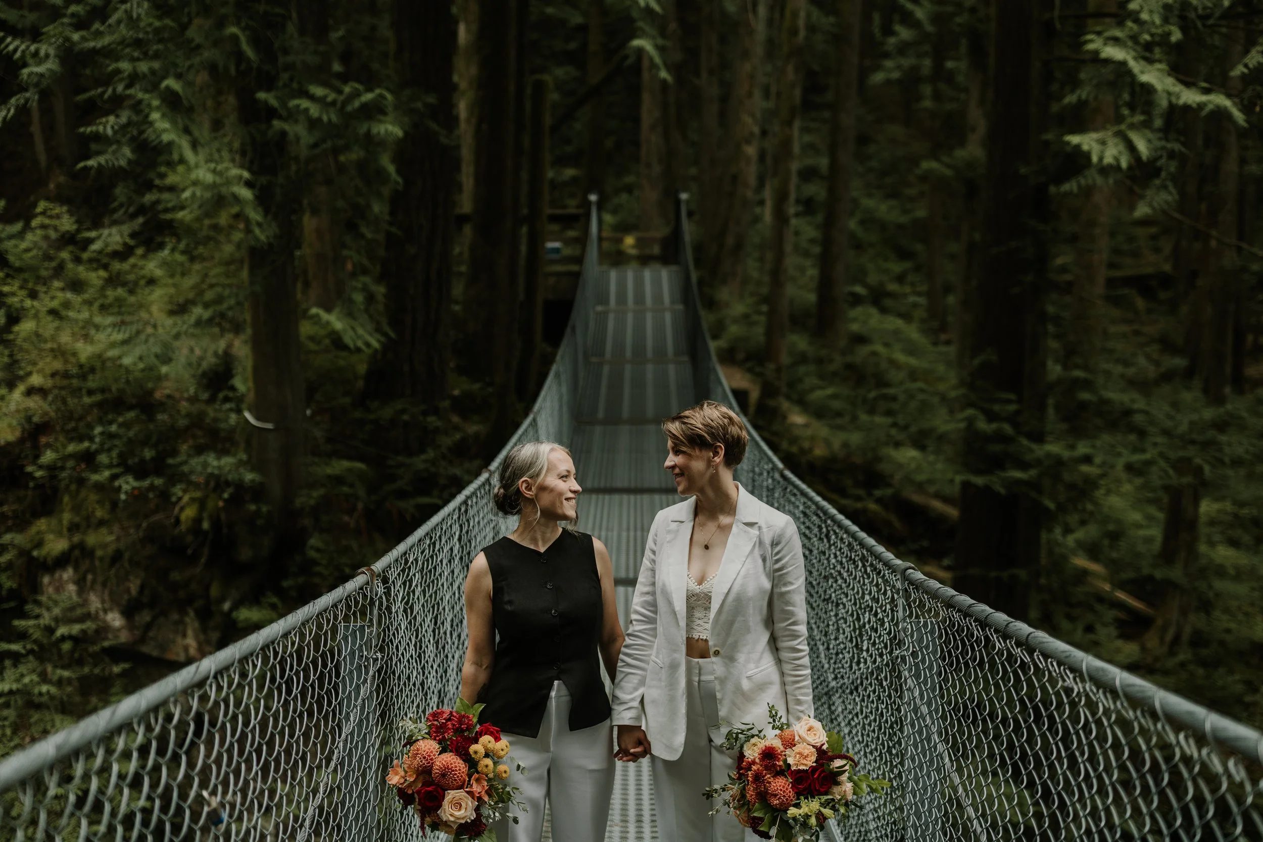 Julia + Bri-374.jpg