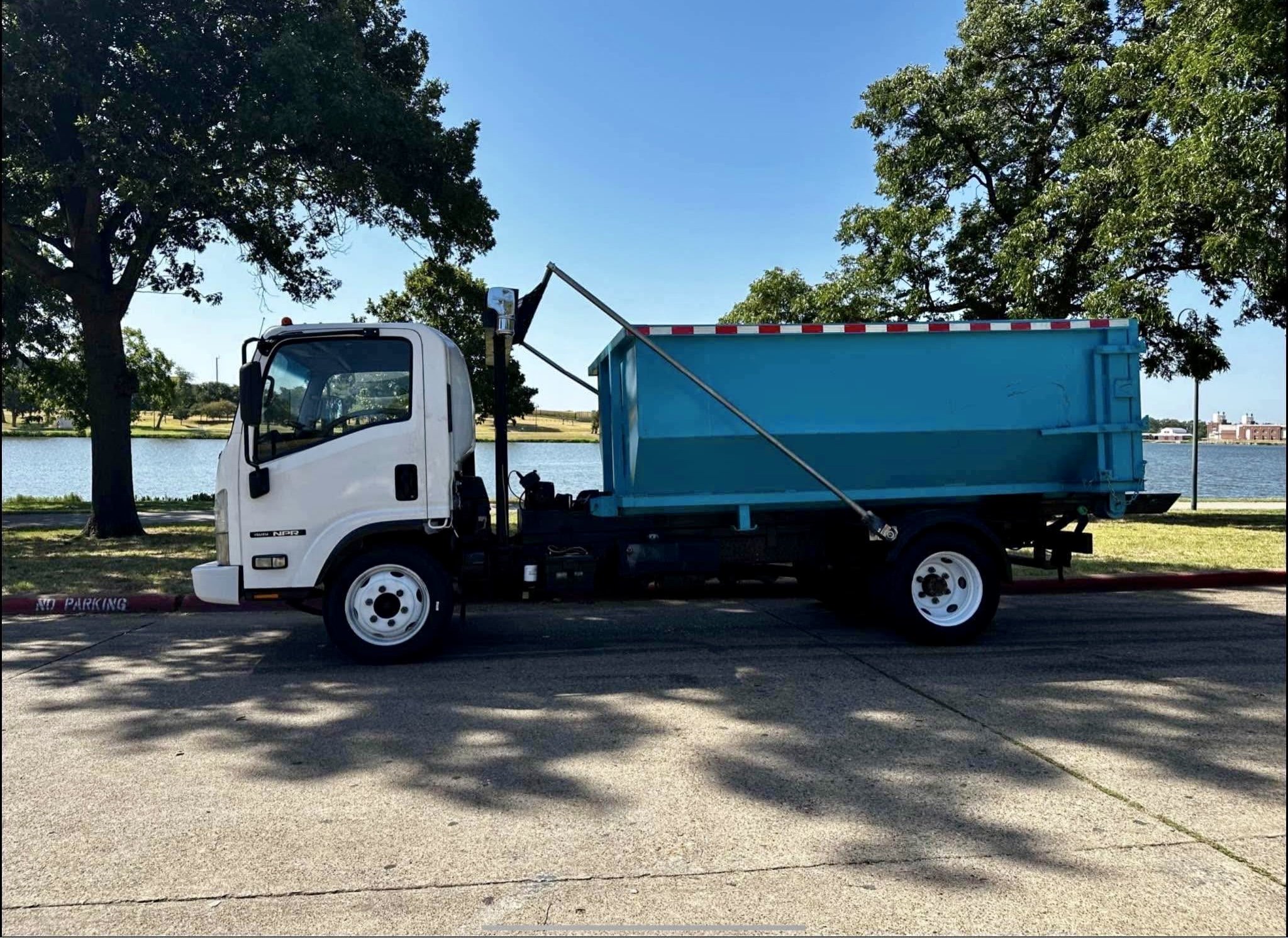 2007 ISUZU Roll Off Truck, Refuse