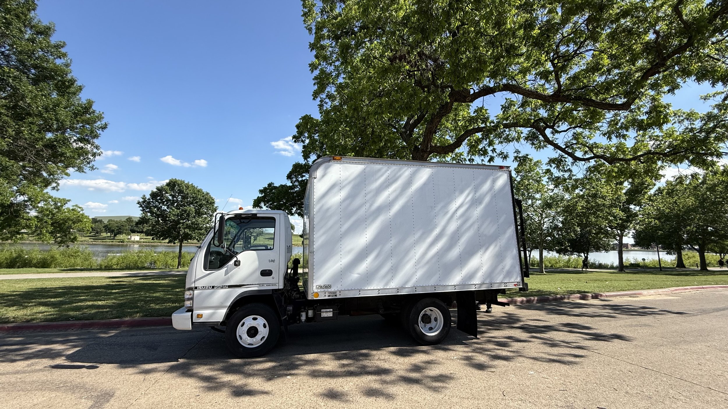 2006 Isuzu NPR