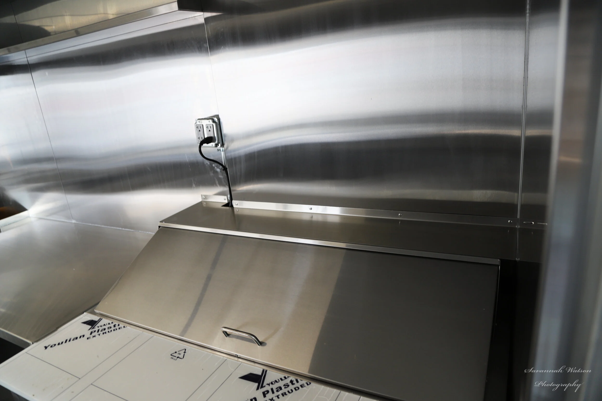 CUSTOM FOOD TRUCKS Dura Stainless & Sheet Metal — Dura Stainless