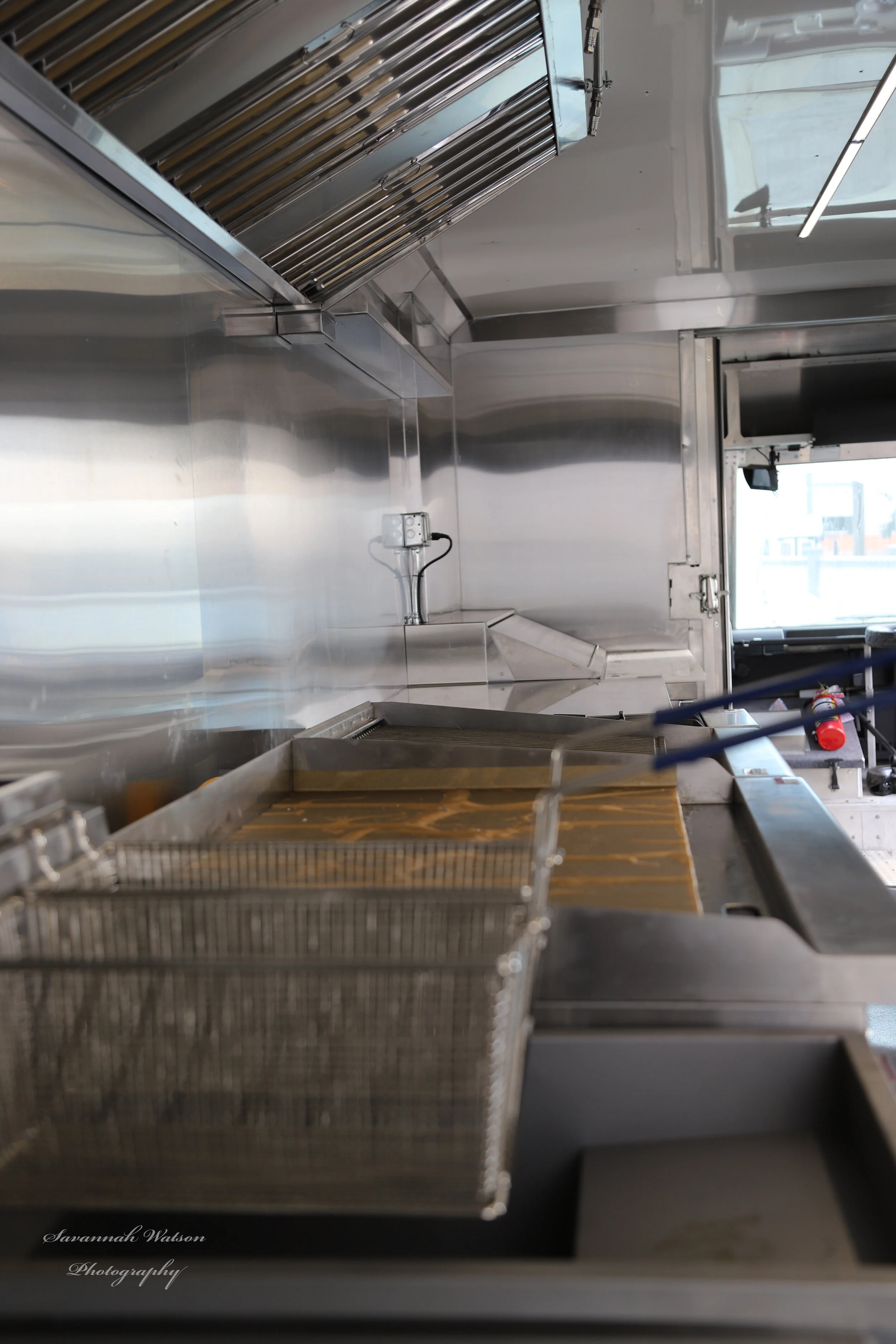 CUSTOM FOOD TRUCKS Dura Stainless & Sheet Metal — Dura Stainless