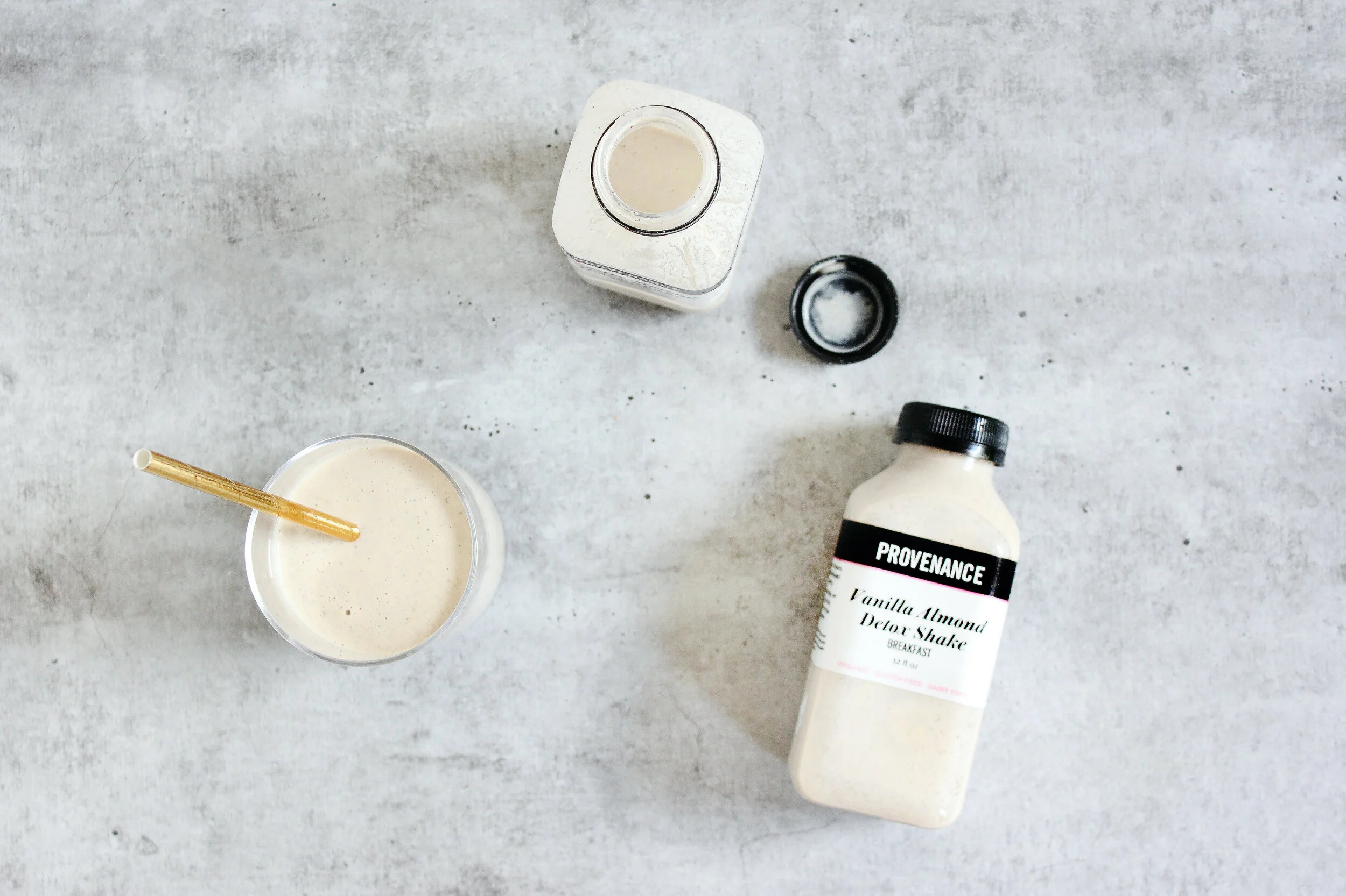 Vanilla Almond Detox Shake