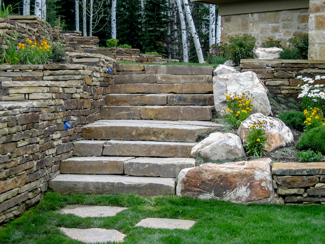 Tuck Hardscape 335.jpg