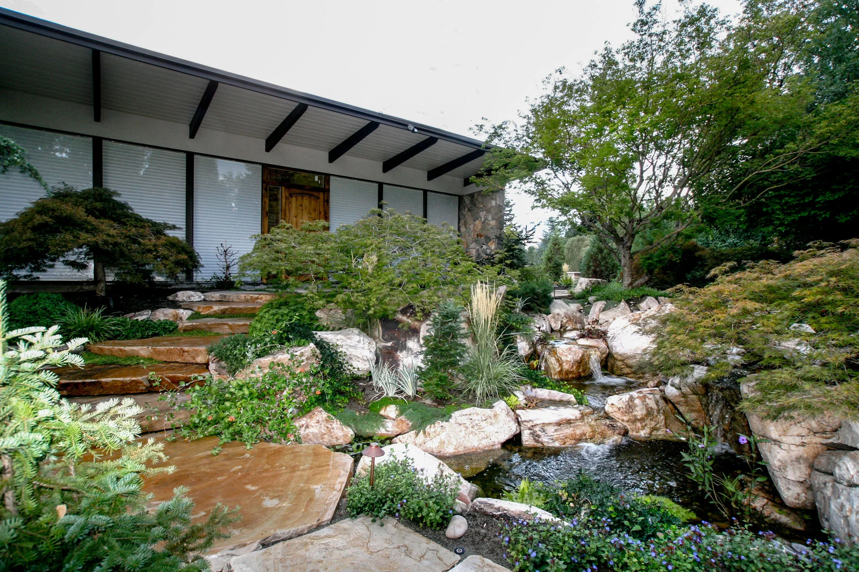 Tuck Hardscape 821.jpg