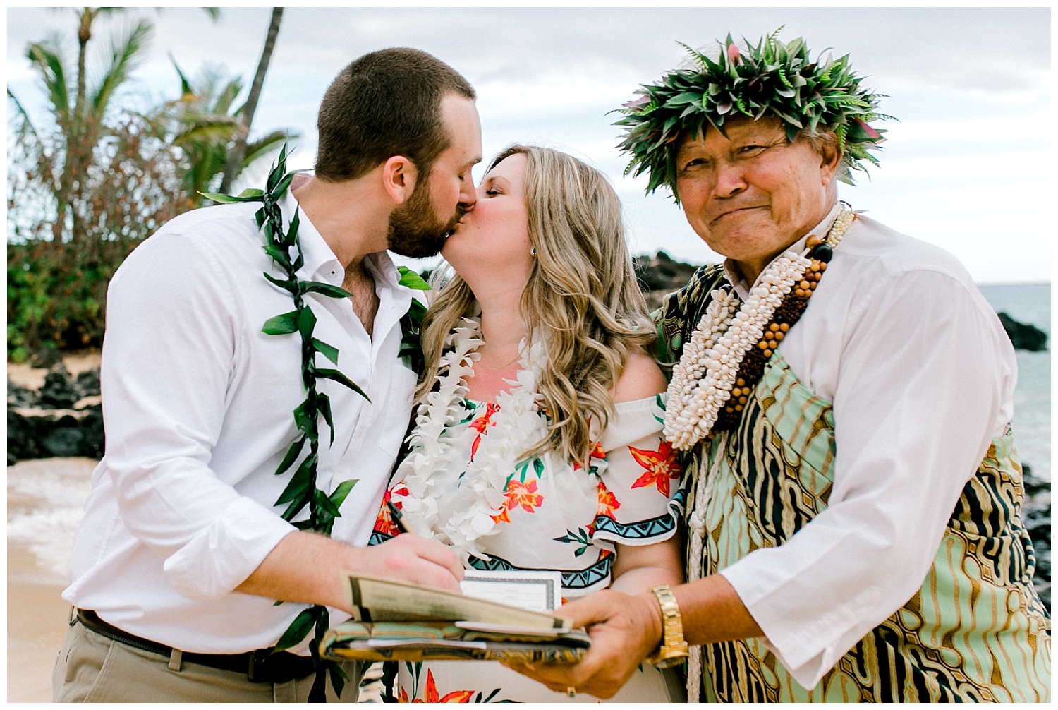 Maui-Elopement-Photography-Makena-Cove-Elopement_0031.jpg