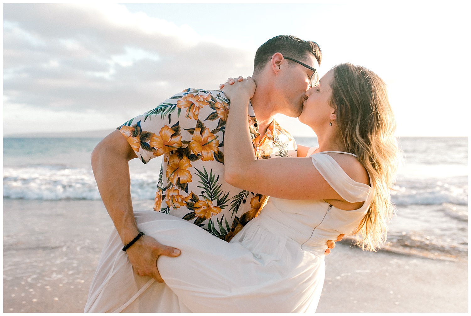 Maui-Elopement-Photography-Paipu-Beach-Maui_0040.jpg