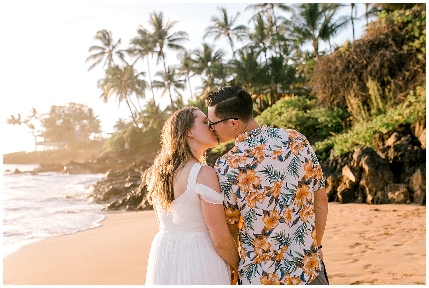 Maui-Elopement-Photography-Paipu-Beach-Maui_0044.jpg