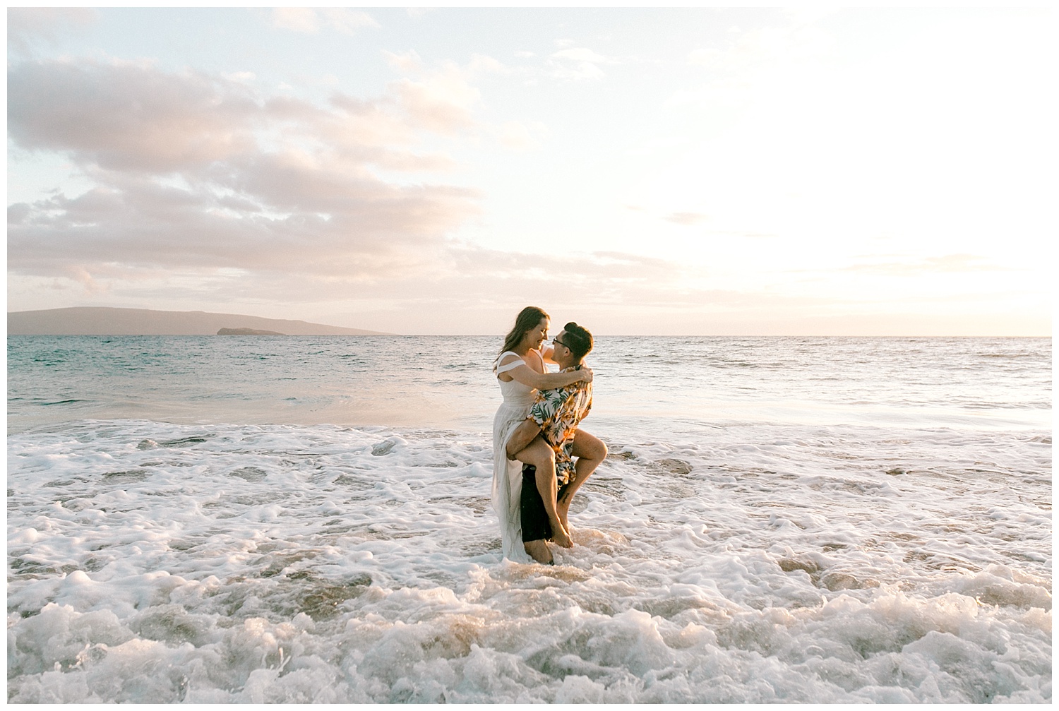 Maui-Elopement-Photography-Paipu-Beach-Maui_0054.jpg