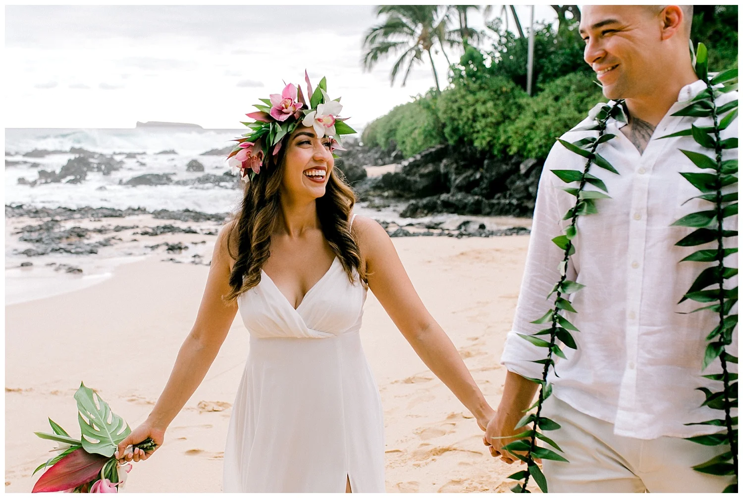 Maui-Elopement-Photography-Paipu-Beach-Maui_0090.jpg