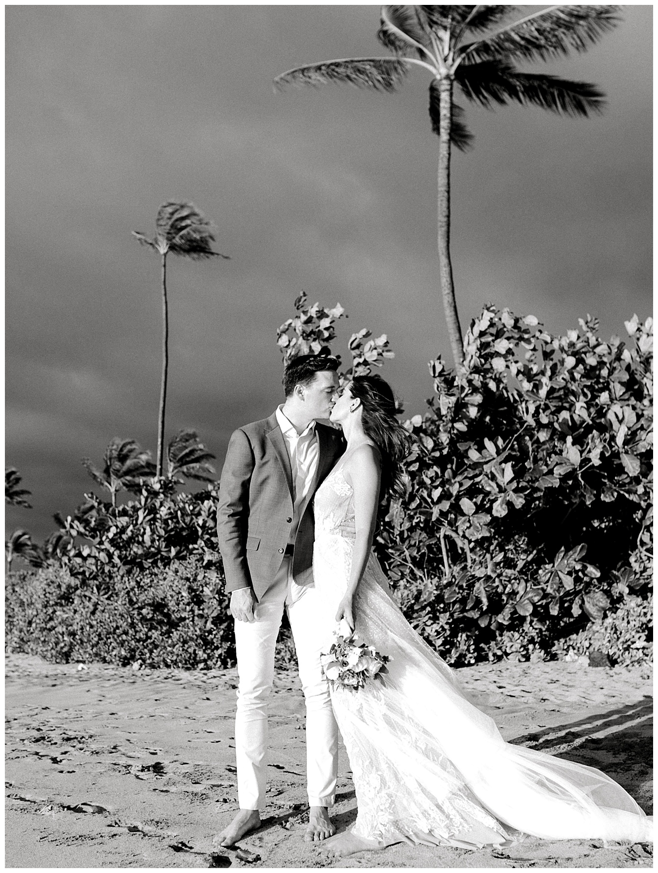 Makena-Cove-Maui-Elopement_0049.jpg