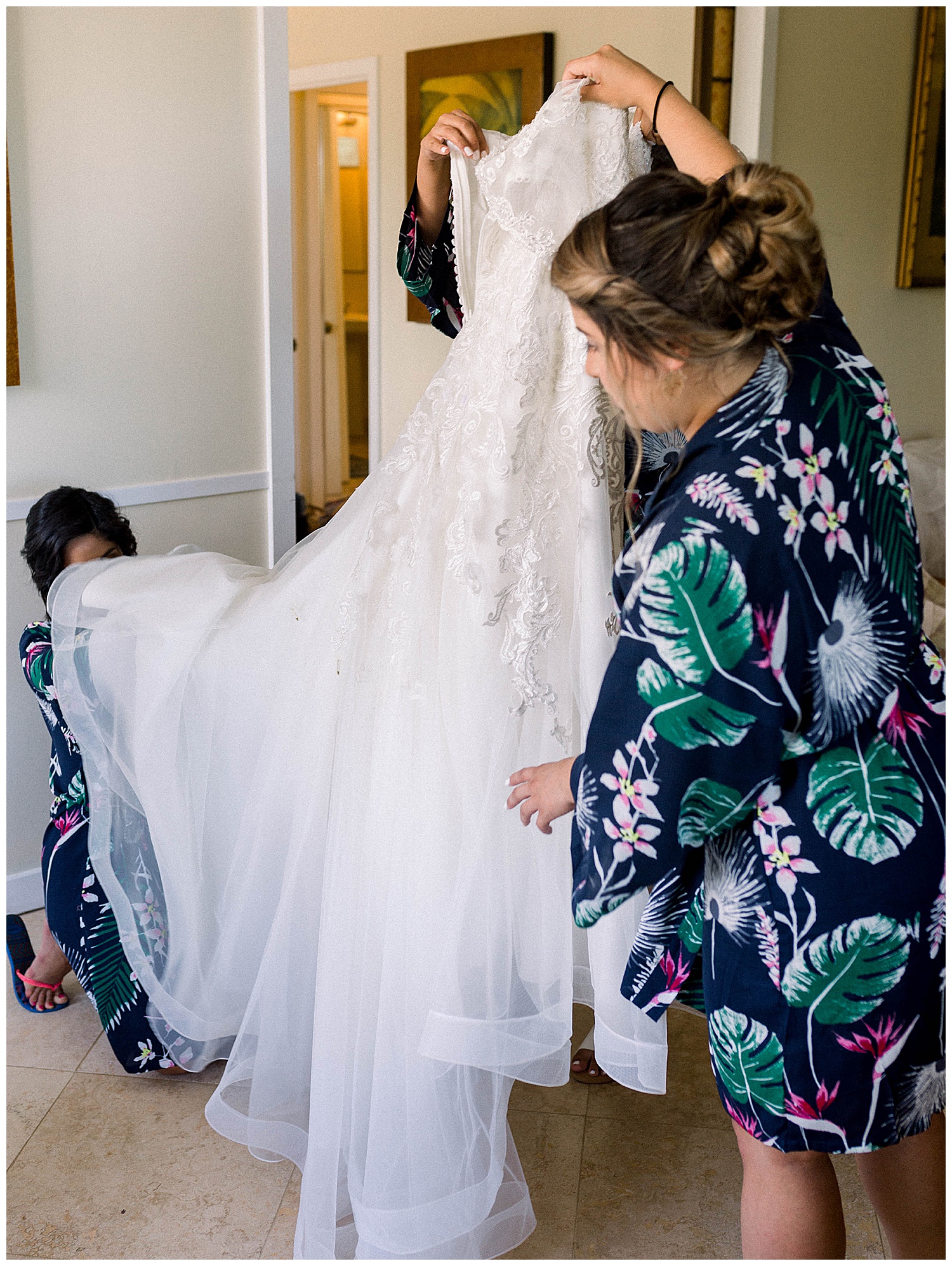 Maui-Wedding-Photography-Getting-Ready_0022.jpg