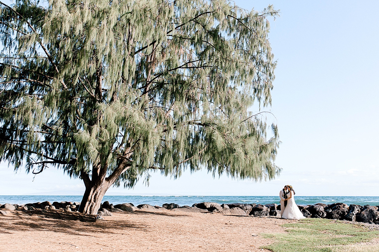 Maui-Wedding-Bride-and-Groom-Portraits-Launiupoko-Beach_0017.jpg