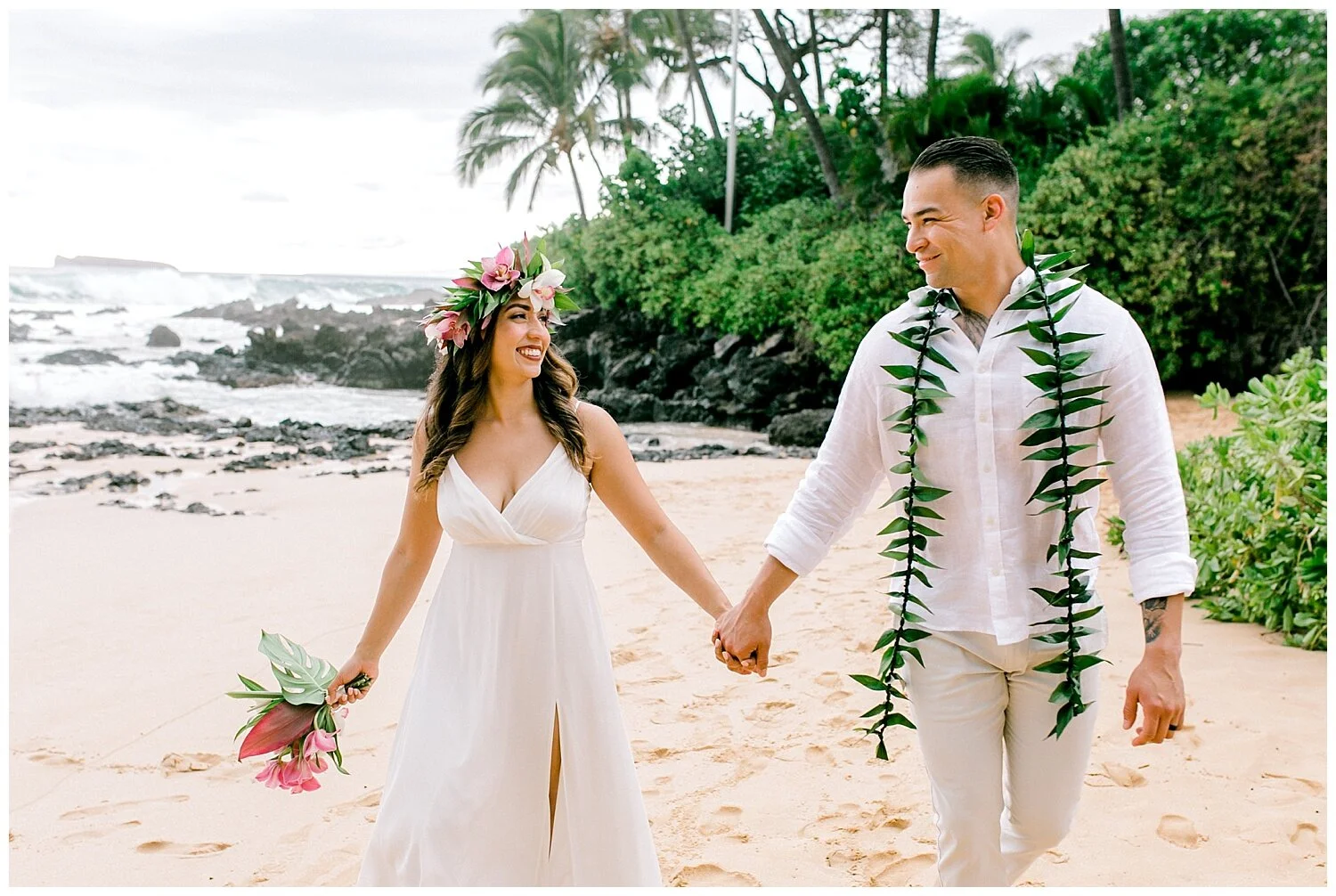 Large waves seen during a summer elopement at Makena Cove.