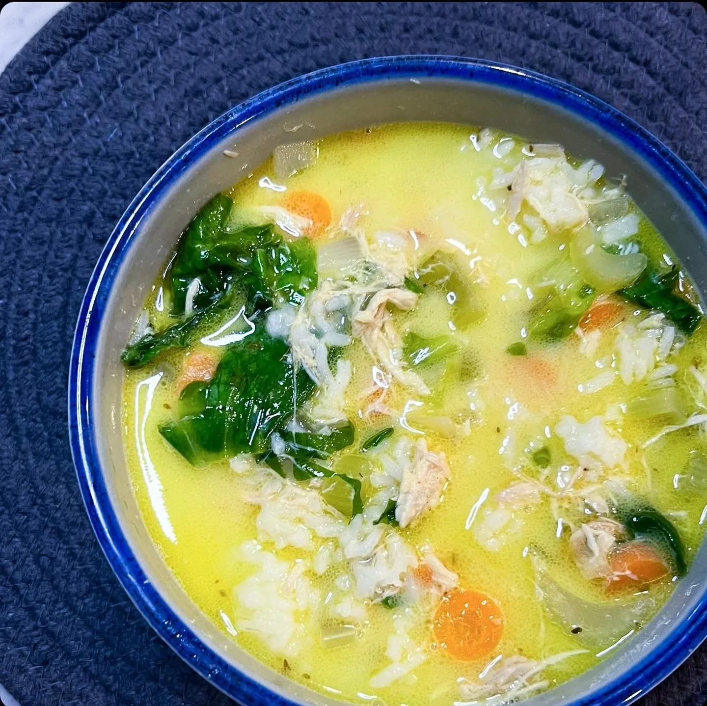 Meyer lemon avgolemono soup... yes it's loaded with copious amounts of egg yolks and butter... but would we want to jump into soup season any other way?

full recipe on lindsayEats.com
link in bio @_lindsayeats_ 

#vitalfarmsvff #vitalfarms #eggs #bu