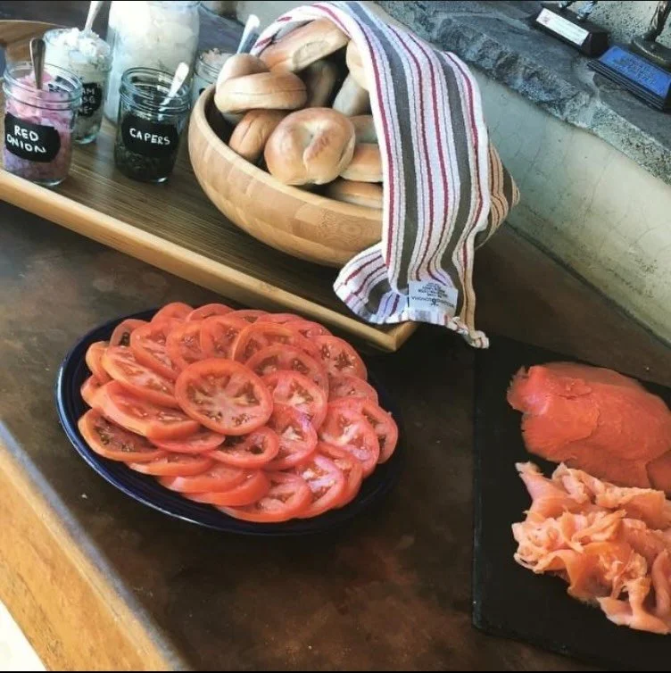 If you're planning on an all day Super Bowl session, you can't go wrong starting with a bagel bar (or any other morning get together for that matter)...

Here are a few of my favorite things...

bagels
variety of smoked salmon
prosciutto
lemons
tomat
