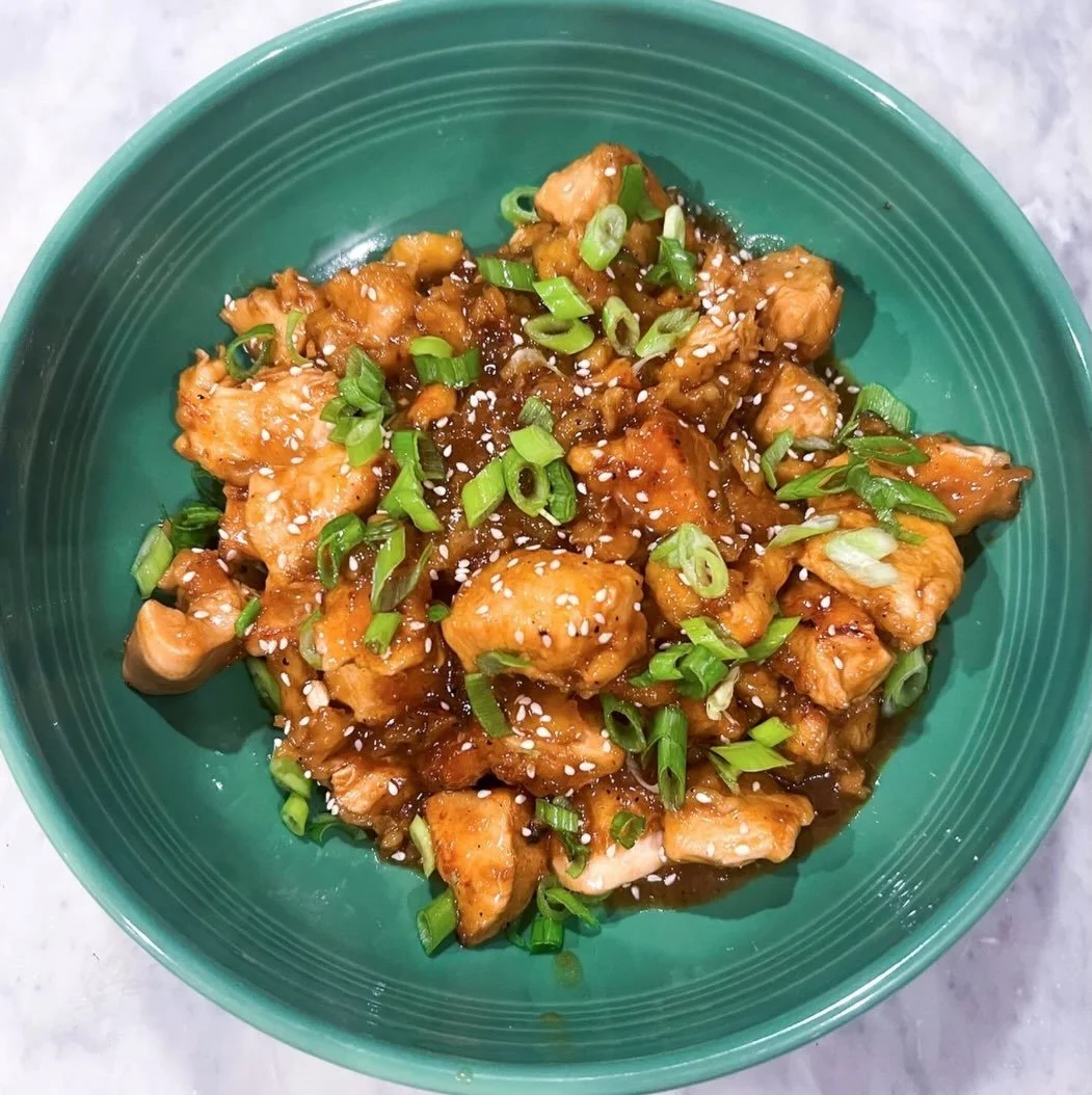 National orange chicken day... speaks for itself

Ingredients:

1 c fresh squeezed orange juice
3 chicken breasts
1/2 t grated ginger
1 garlic clove minced
1/2 t black pepper
juice of 3 oranges
zest of 1 orange
1/4 c coconut aminos
1/2 t sriracha (1/