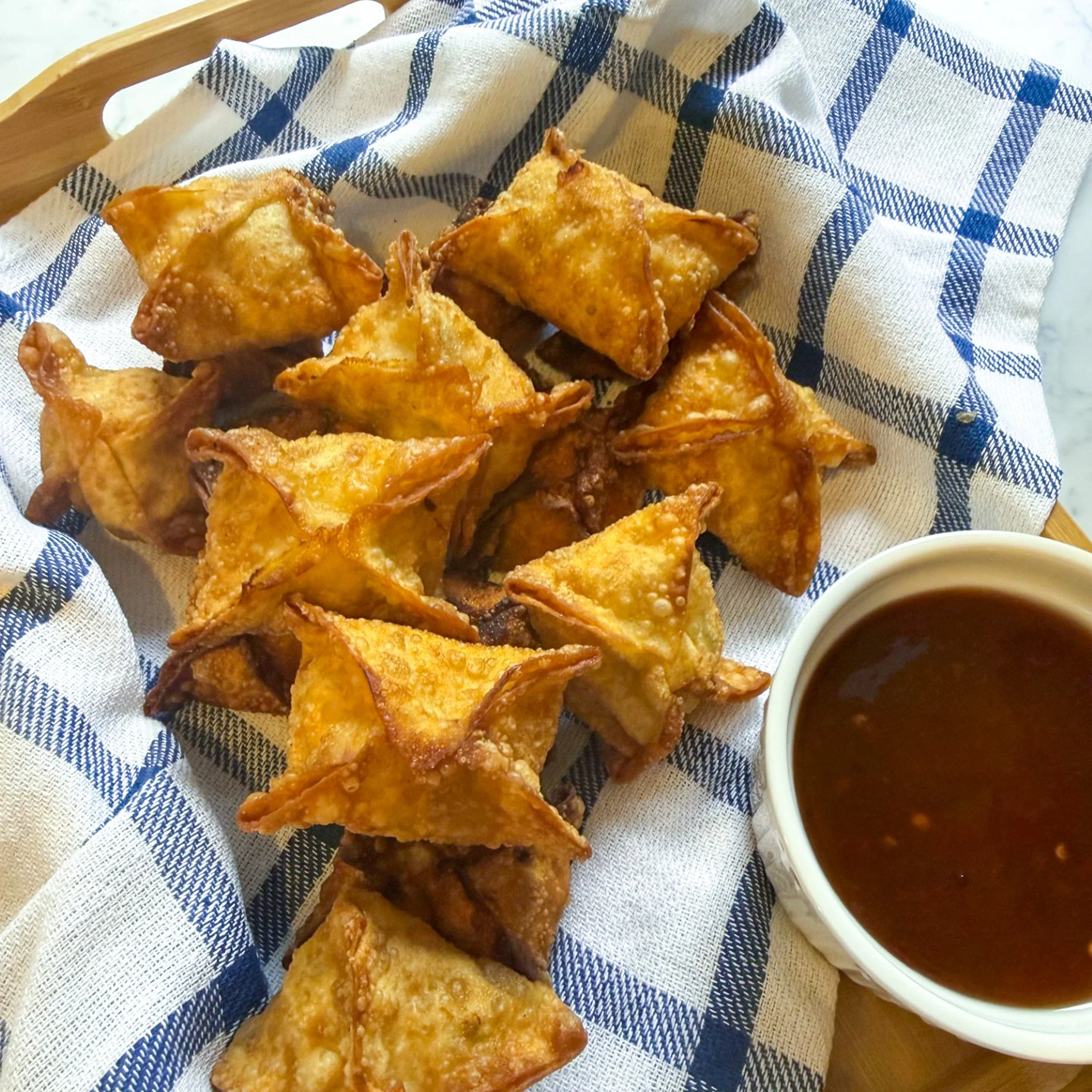 crab rangoon wontons