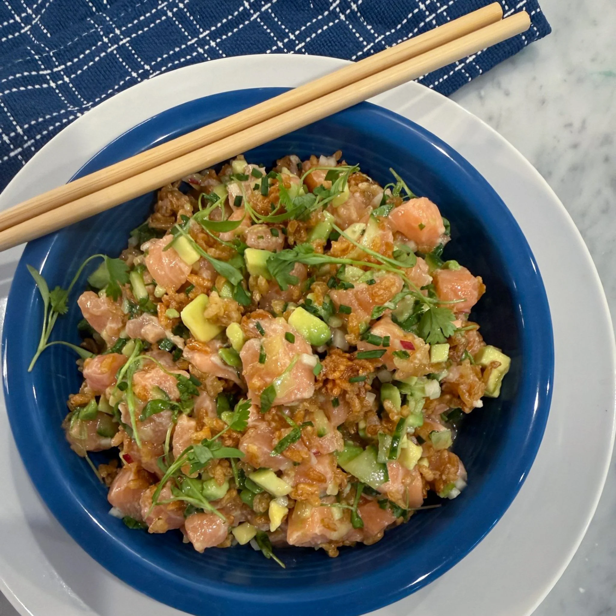salmon tartar with crispy rice